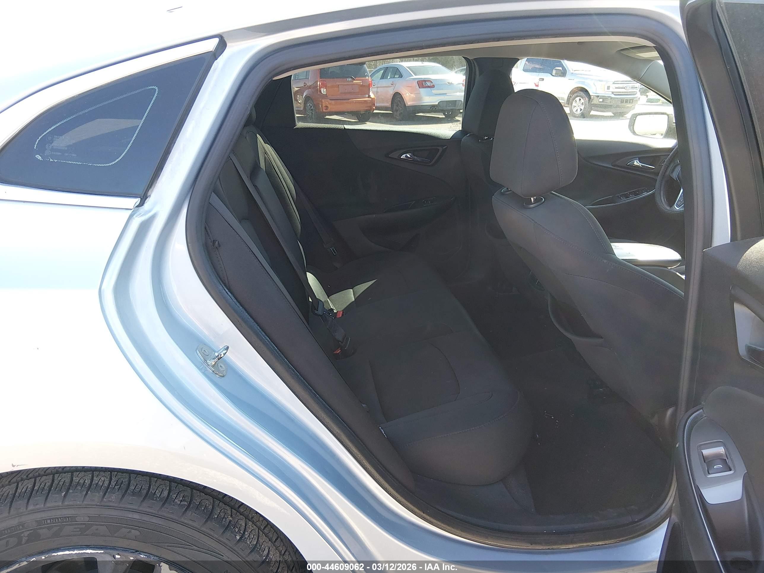 CHEVROLET MALIBU image 8