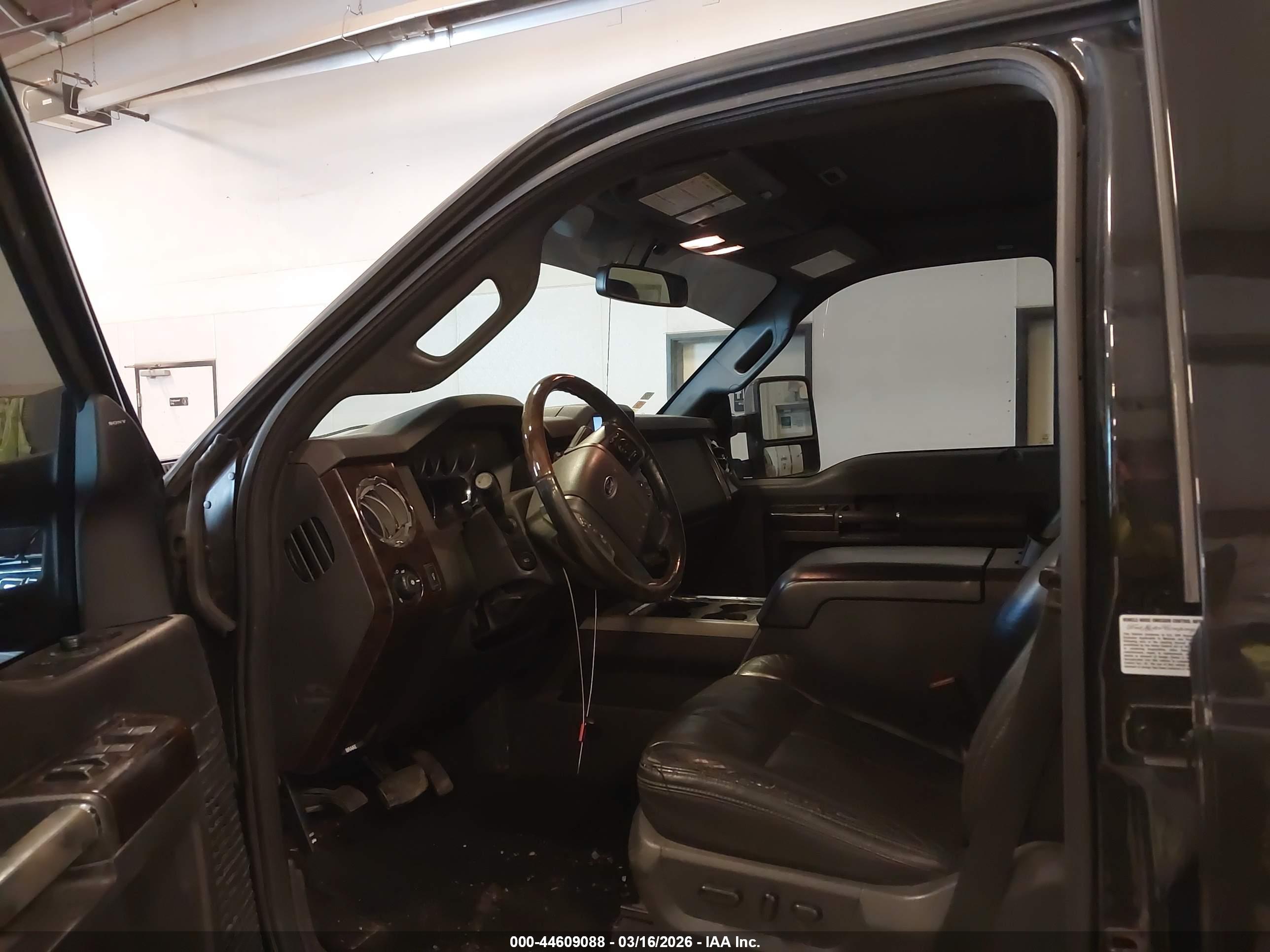 FORD F-350 image 8