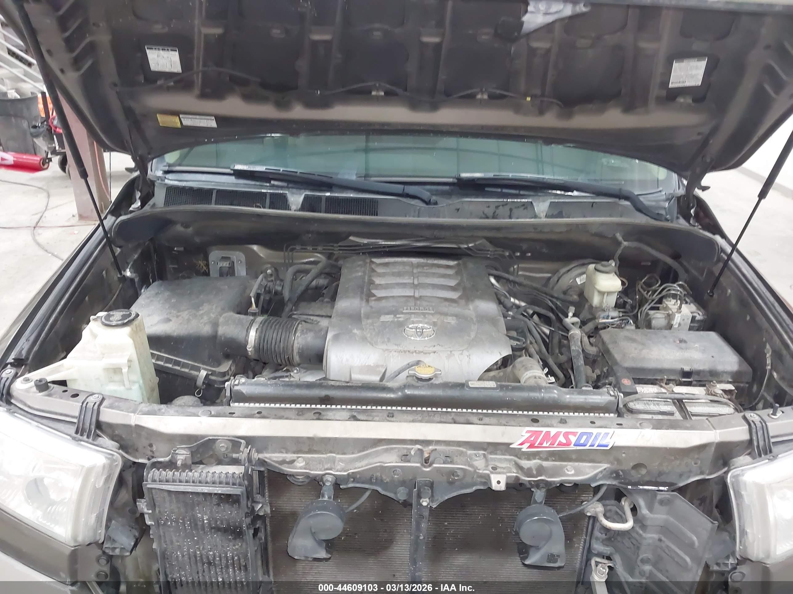 TOYOTA TUNDRA image 10