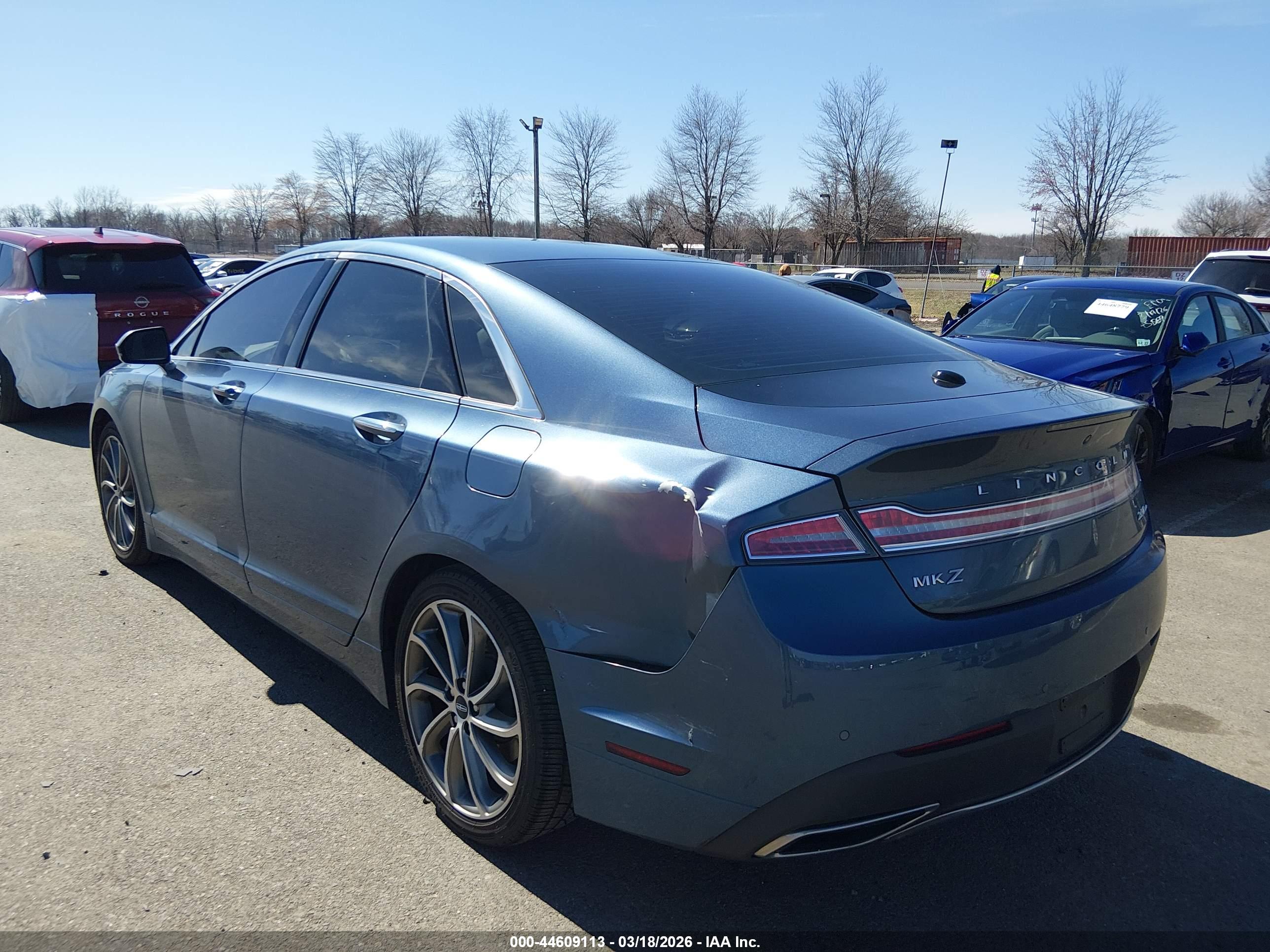 LINCOLN MKZ image 3