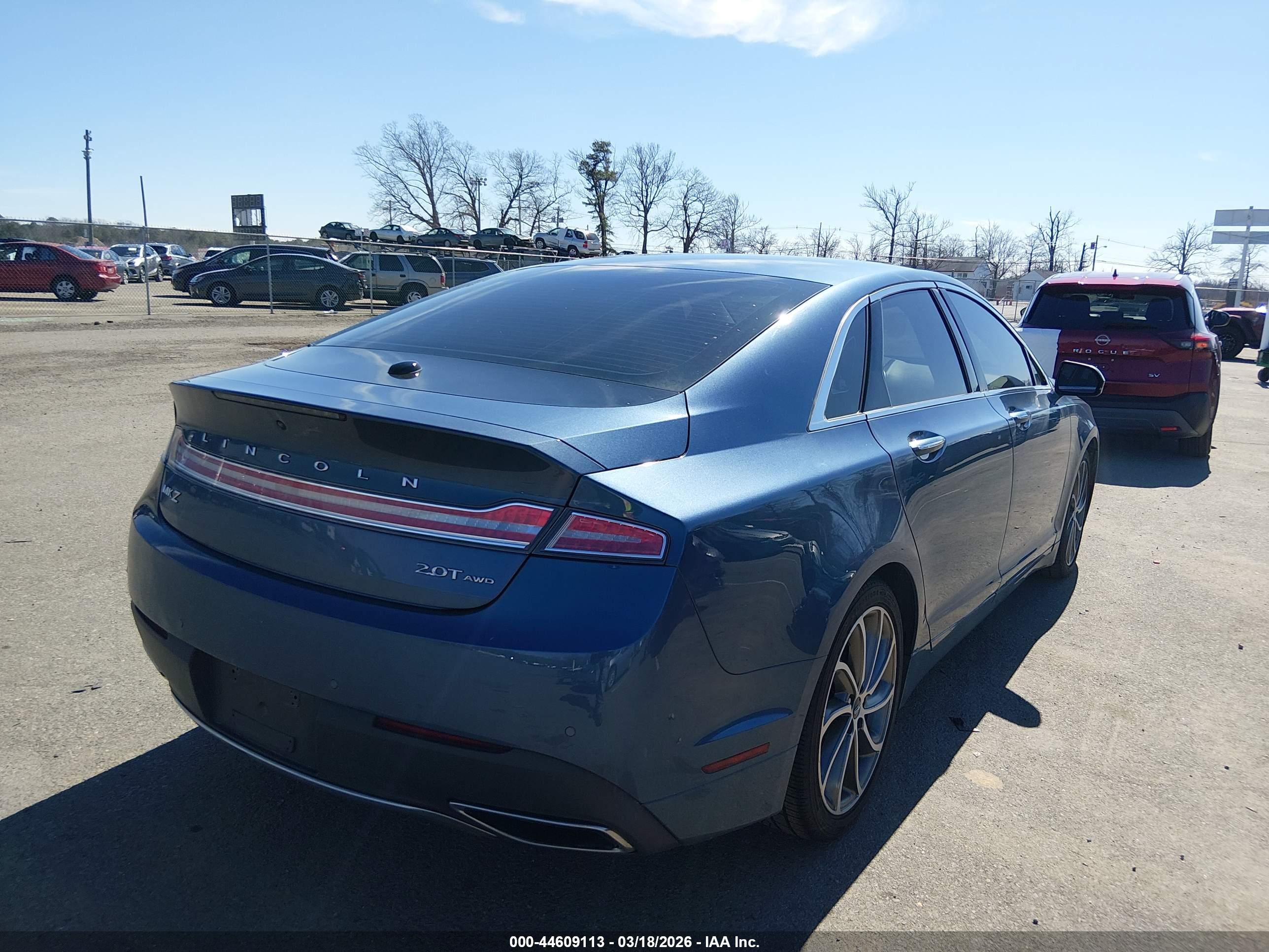 LINCOLN MKZ image 4