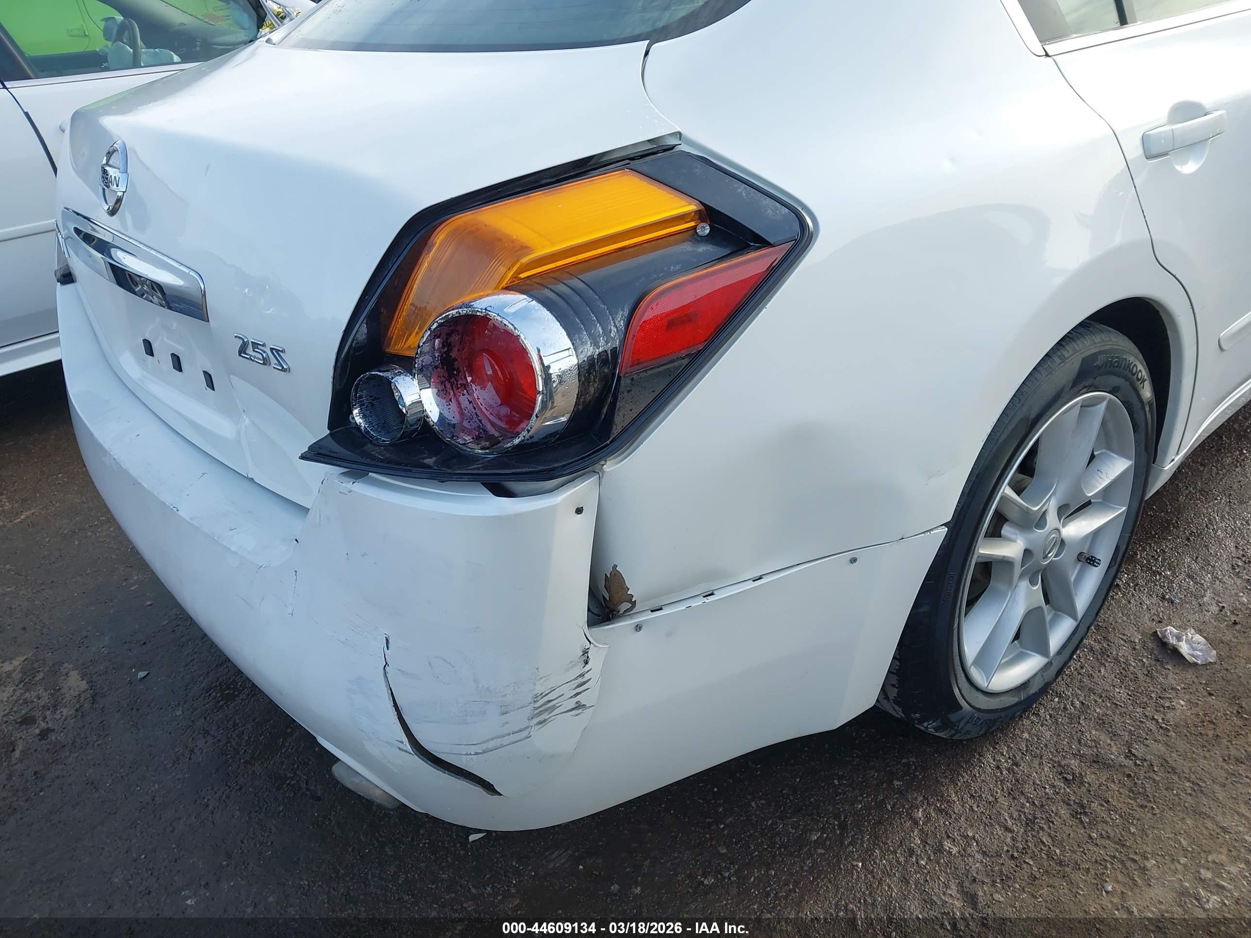NISSAN ALTIMA image 6
