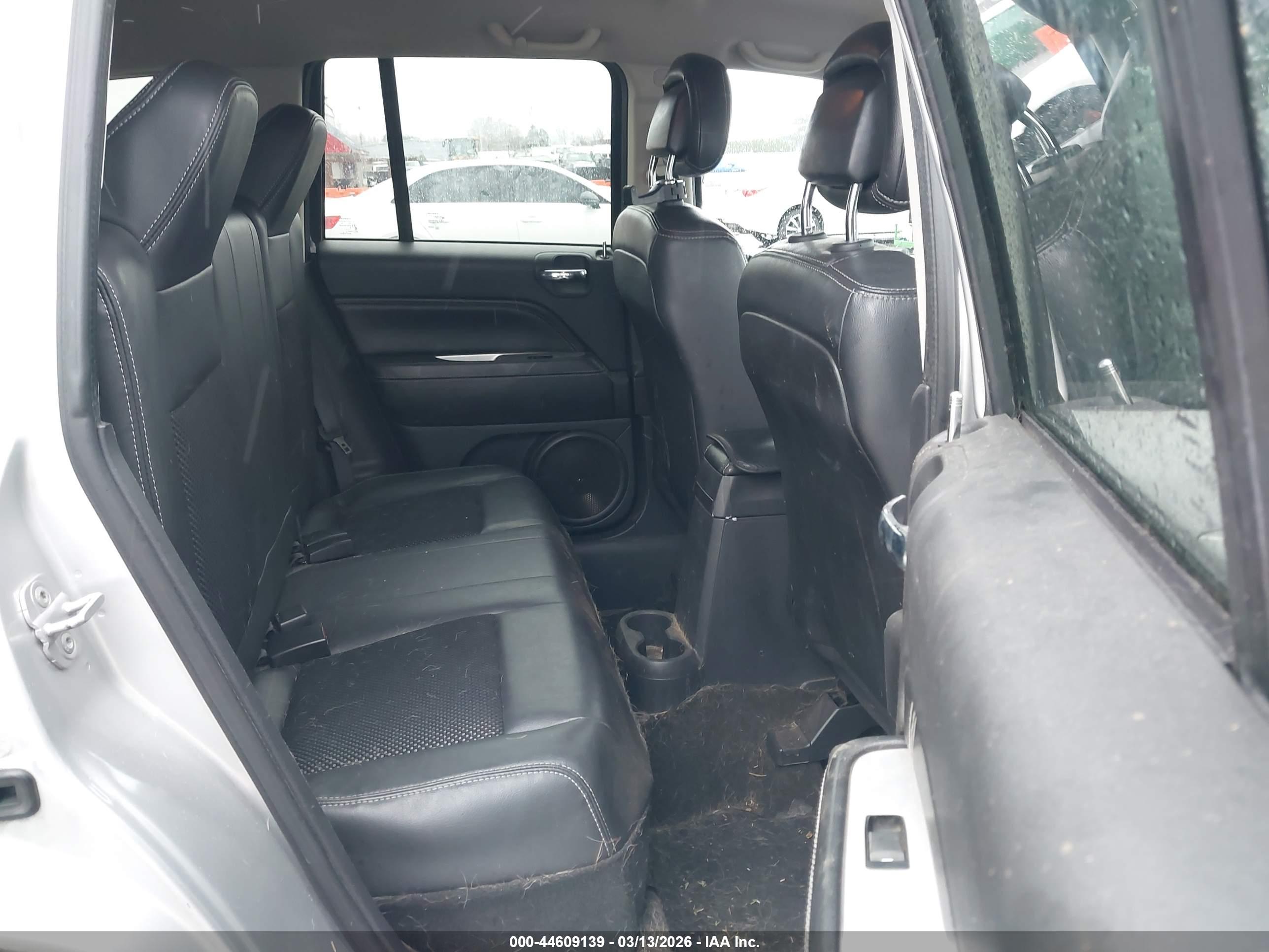 JEEP COMPASS image 8