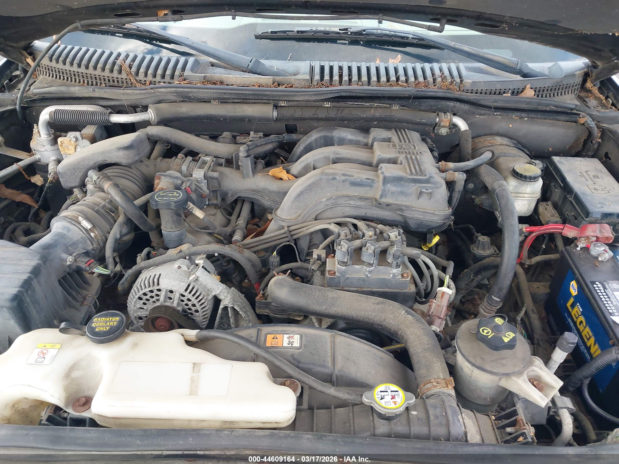 FORD EXPLORER image 10
