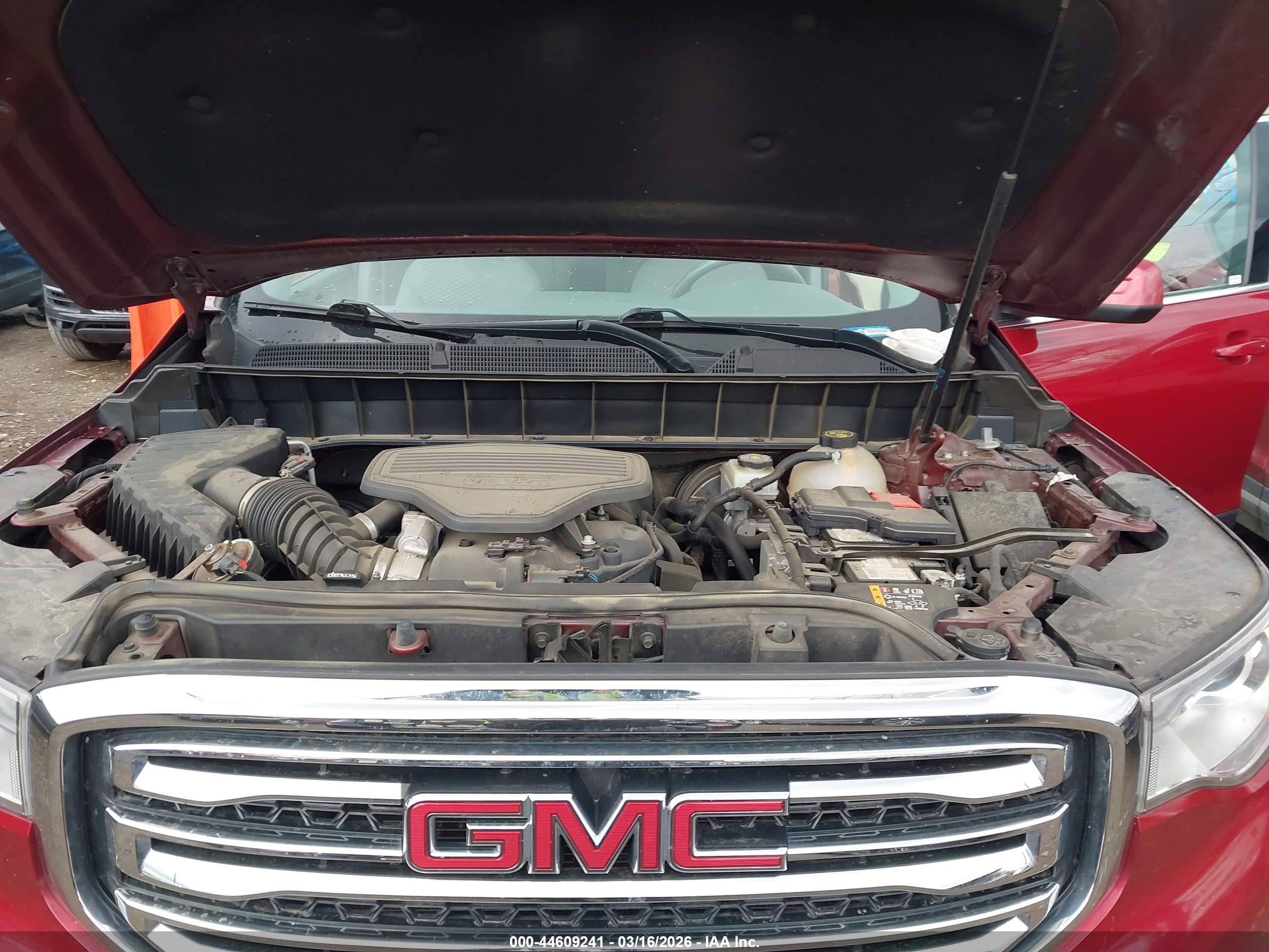 GMC ACADIA image 10