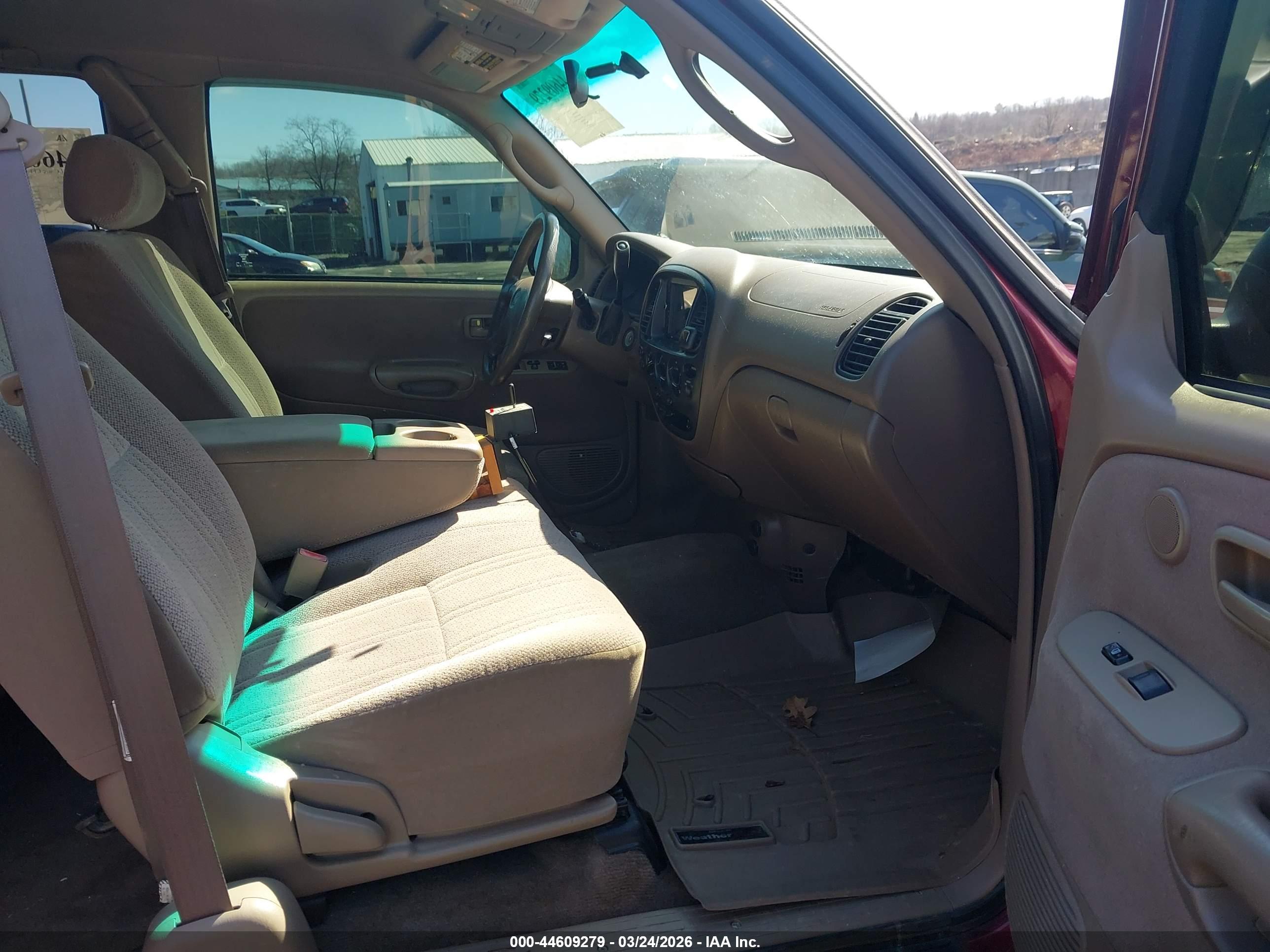 TOYOTA TUNDRA image 5