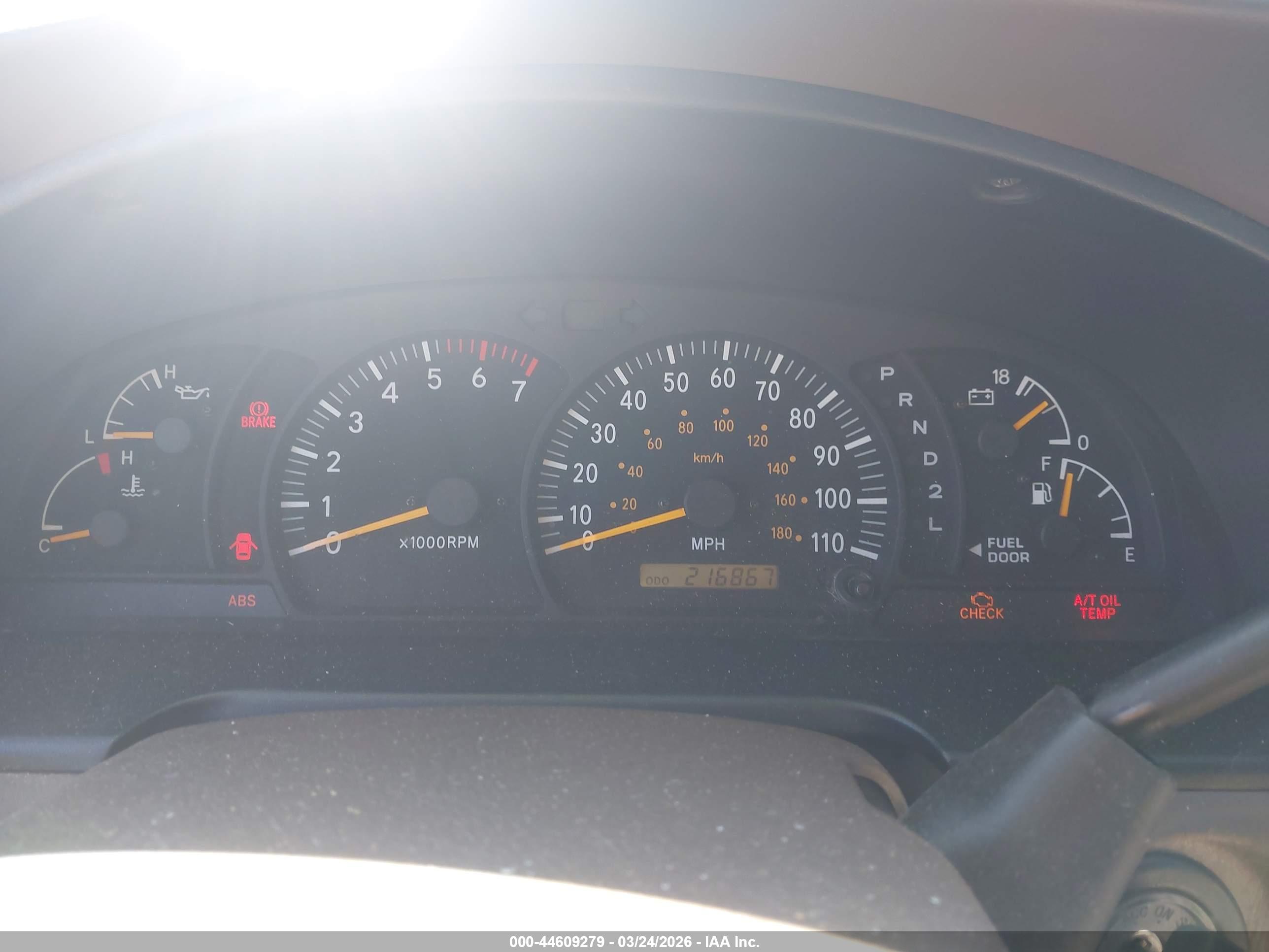 TOYOTA TUNDRA image 7