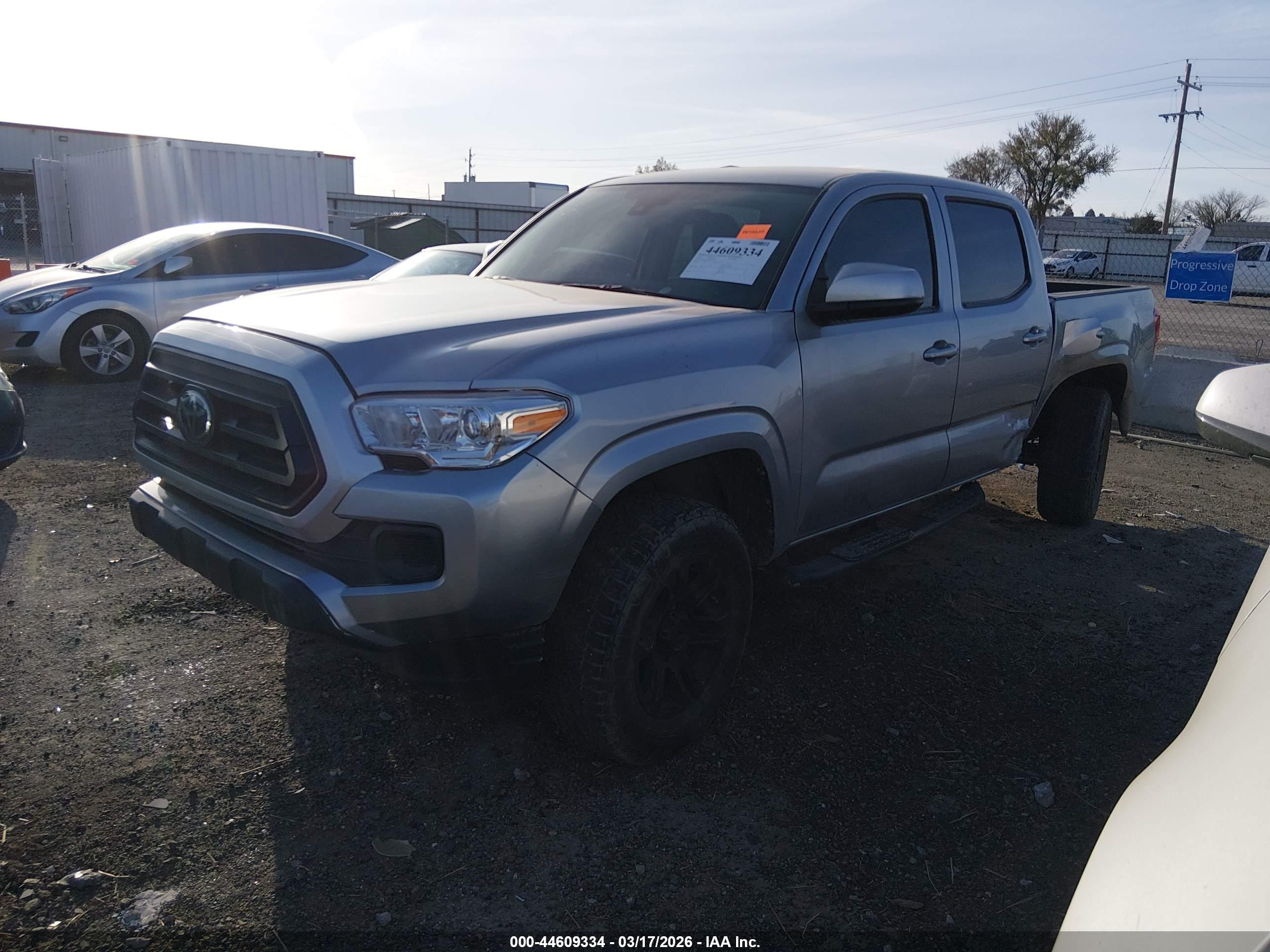 TOYOTA TACOMA image 2