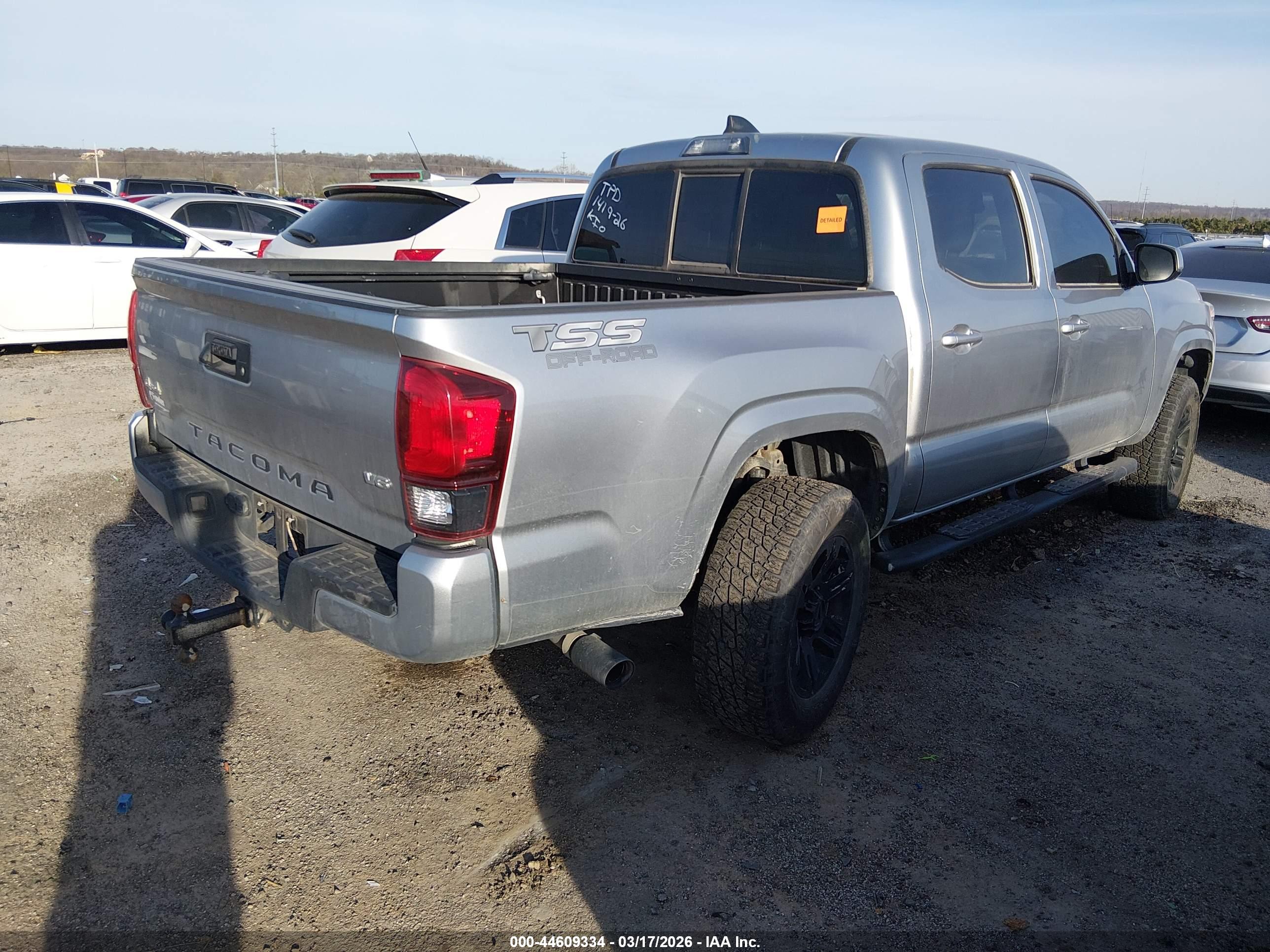 TOYOTA TACOMA image 4