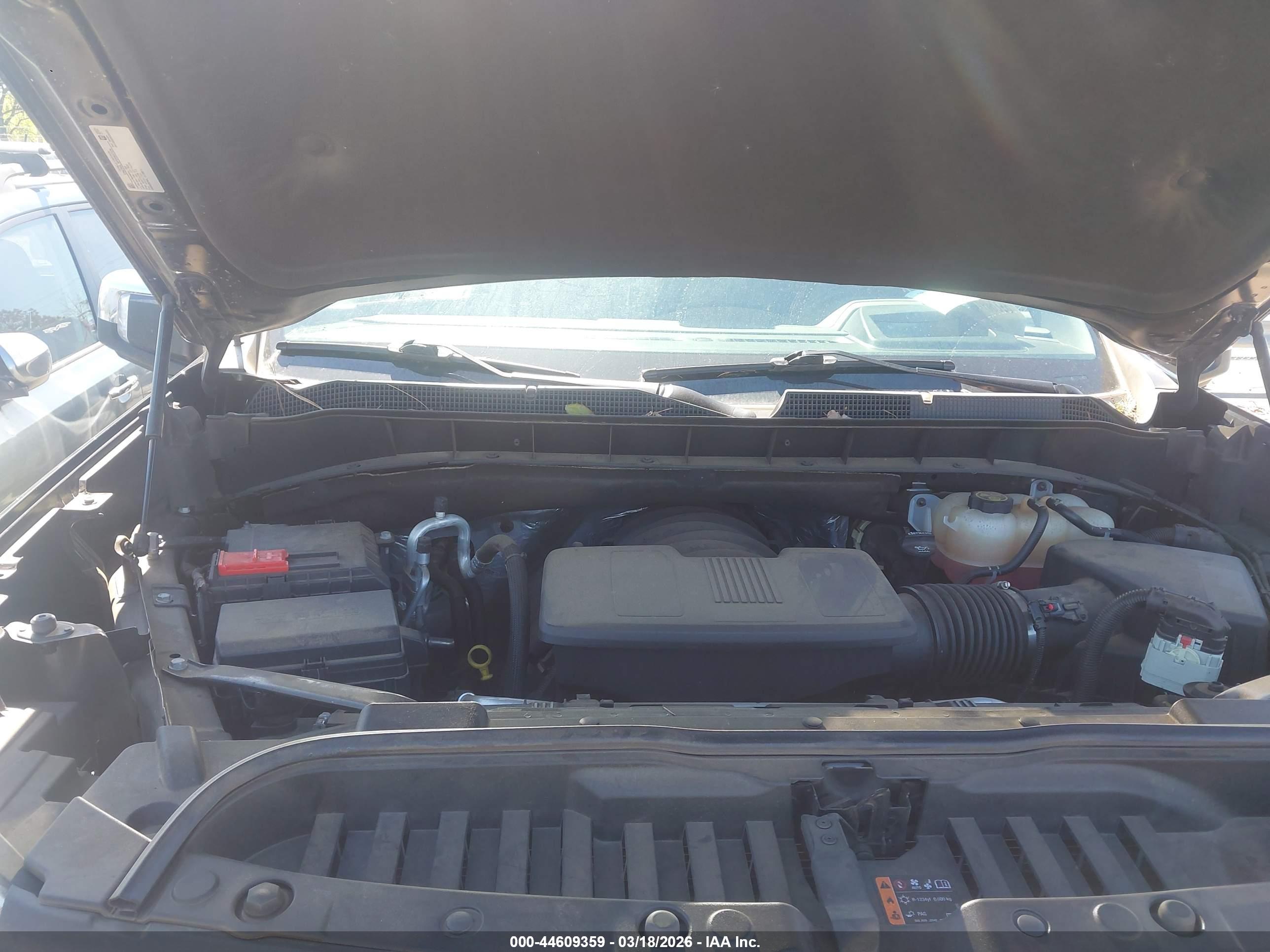 CHEVROLET SILVERADO image 10