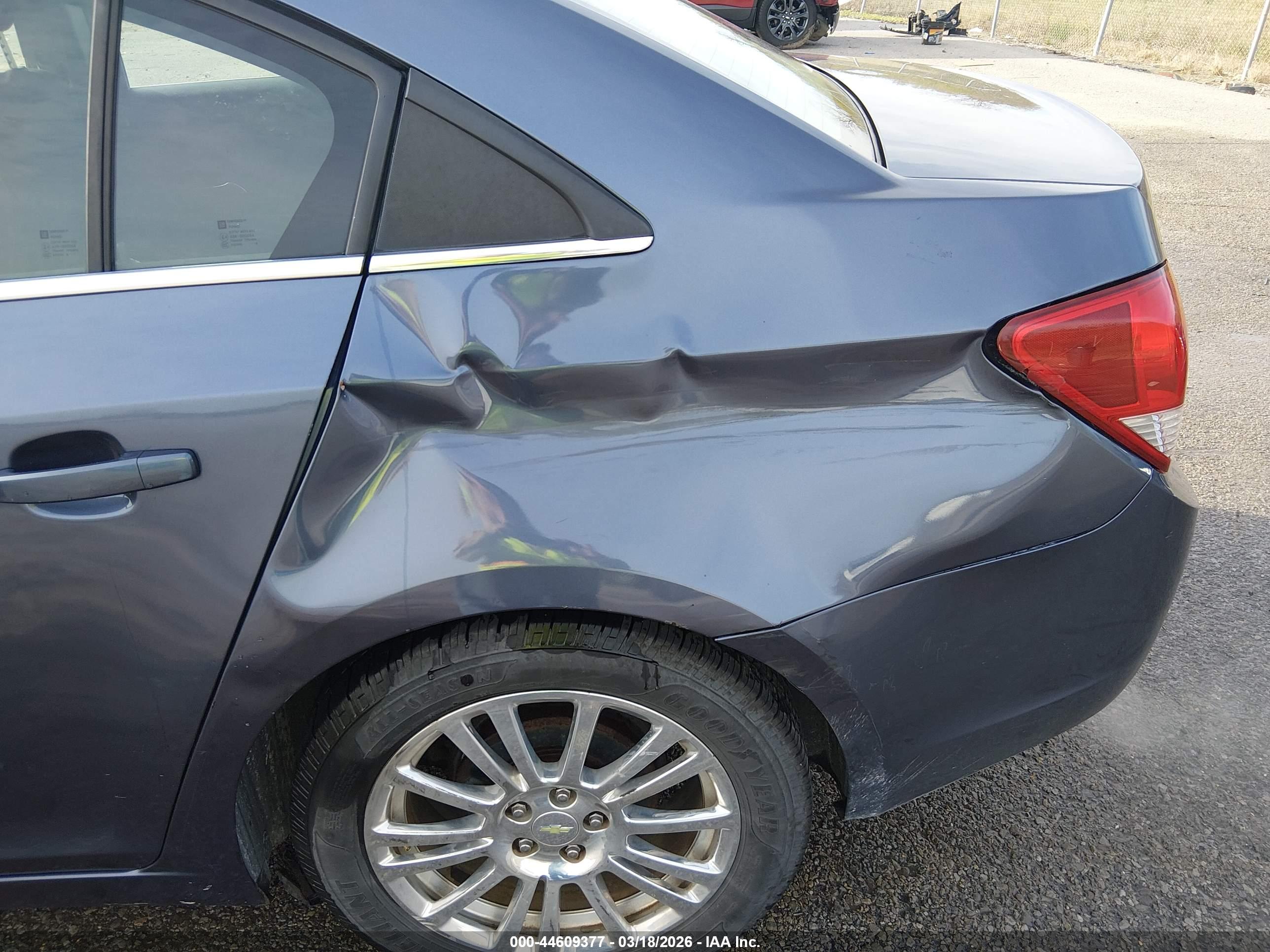 CHEVROLET CRUZE image 6