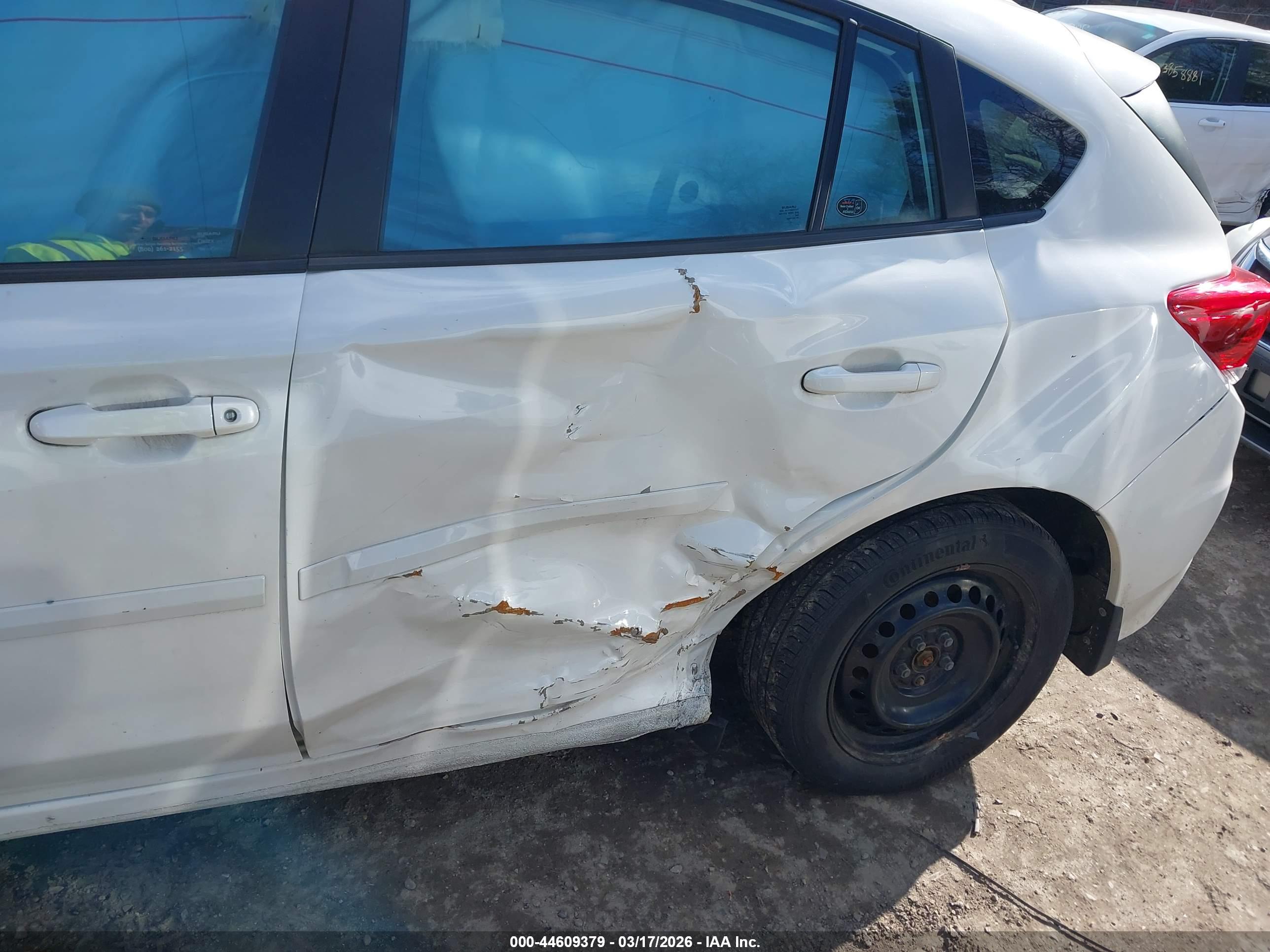 SUBARU IMPREZA image 6