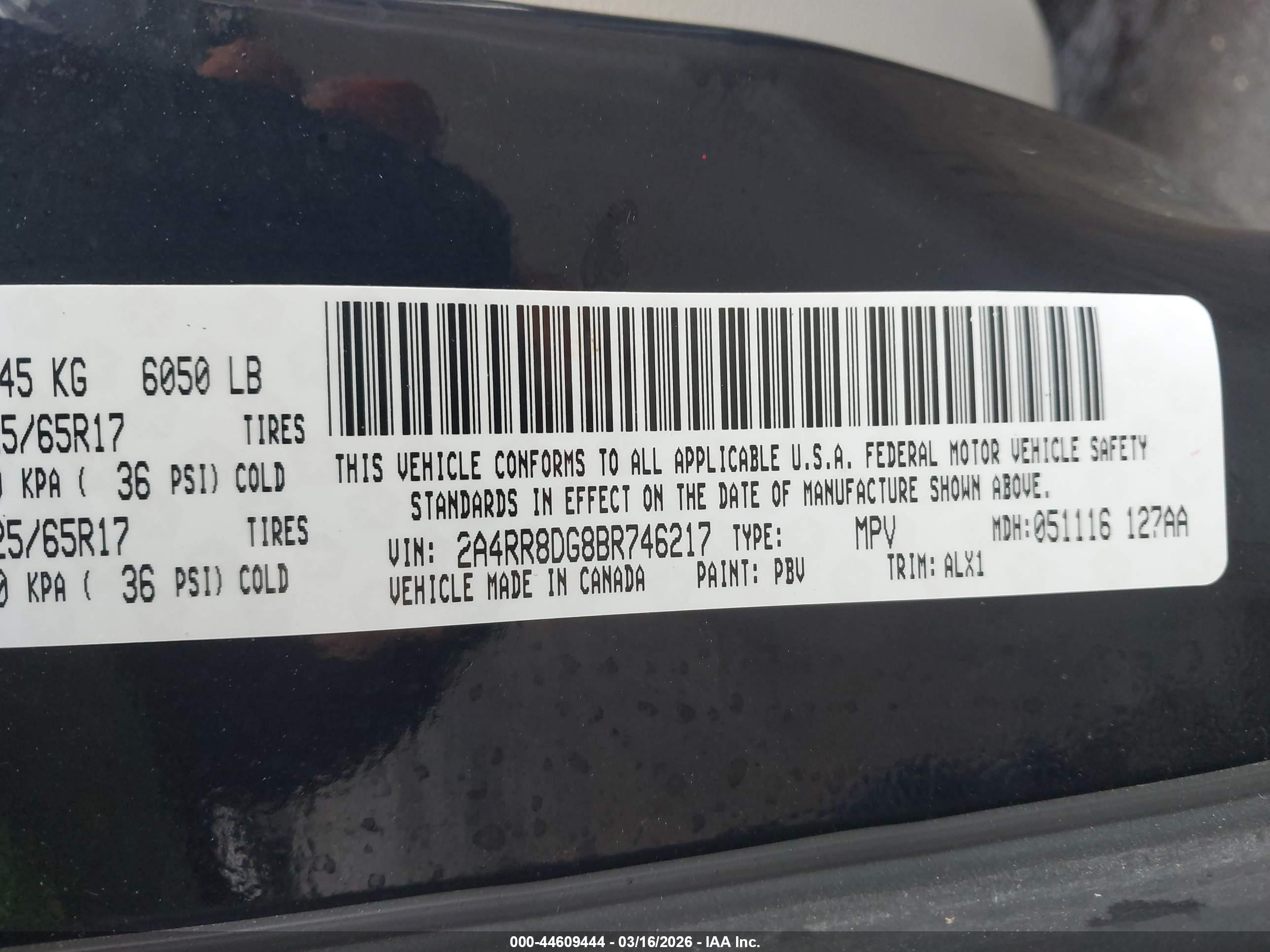 CHRYSLER TOWN image 9