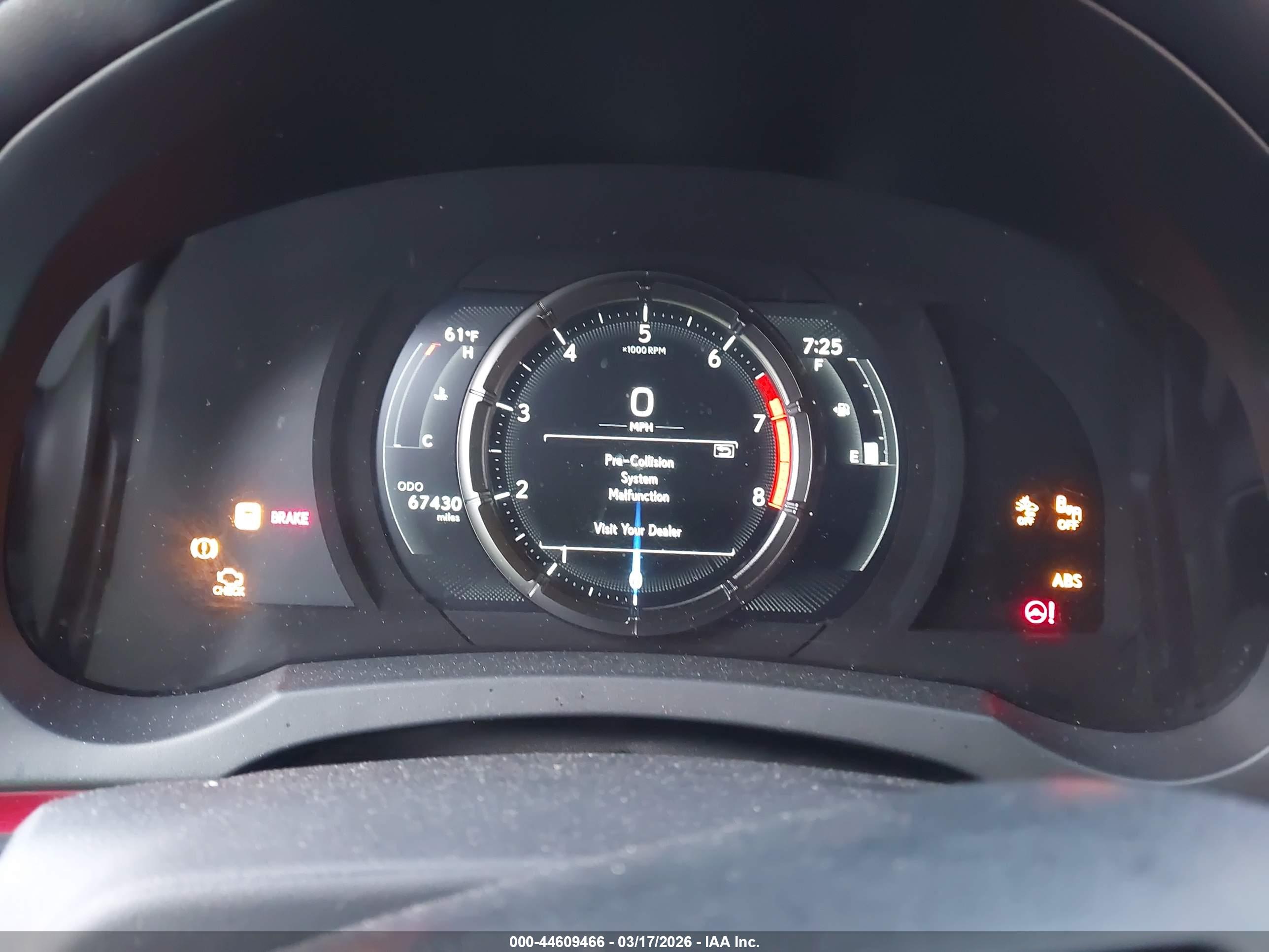 LEXUS IS image 7