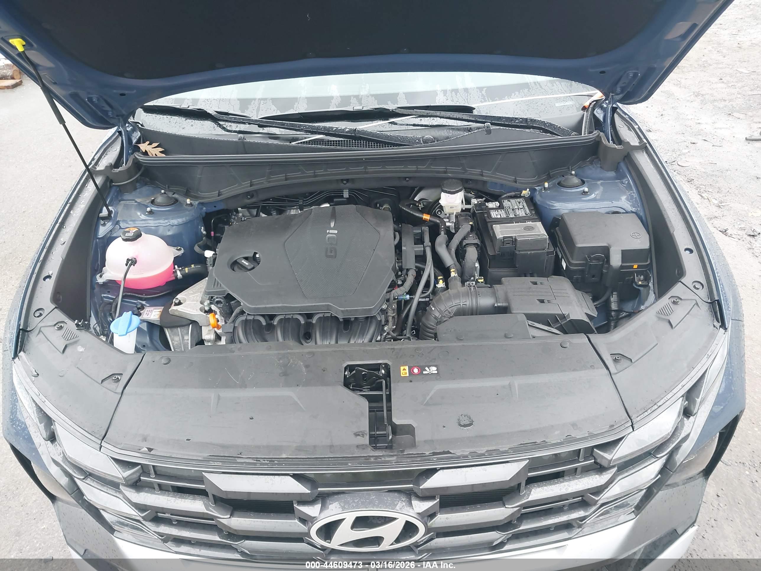 HYUNDAI TUCSON image 10