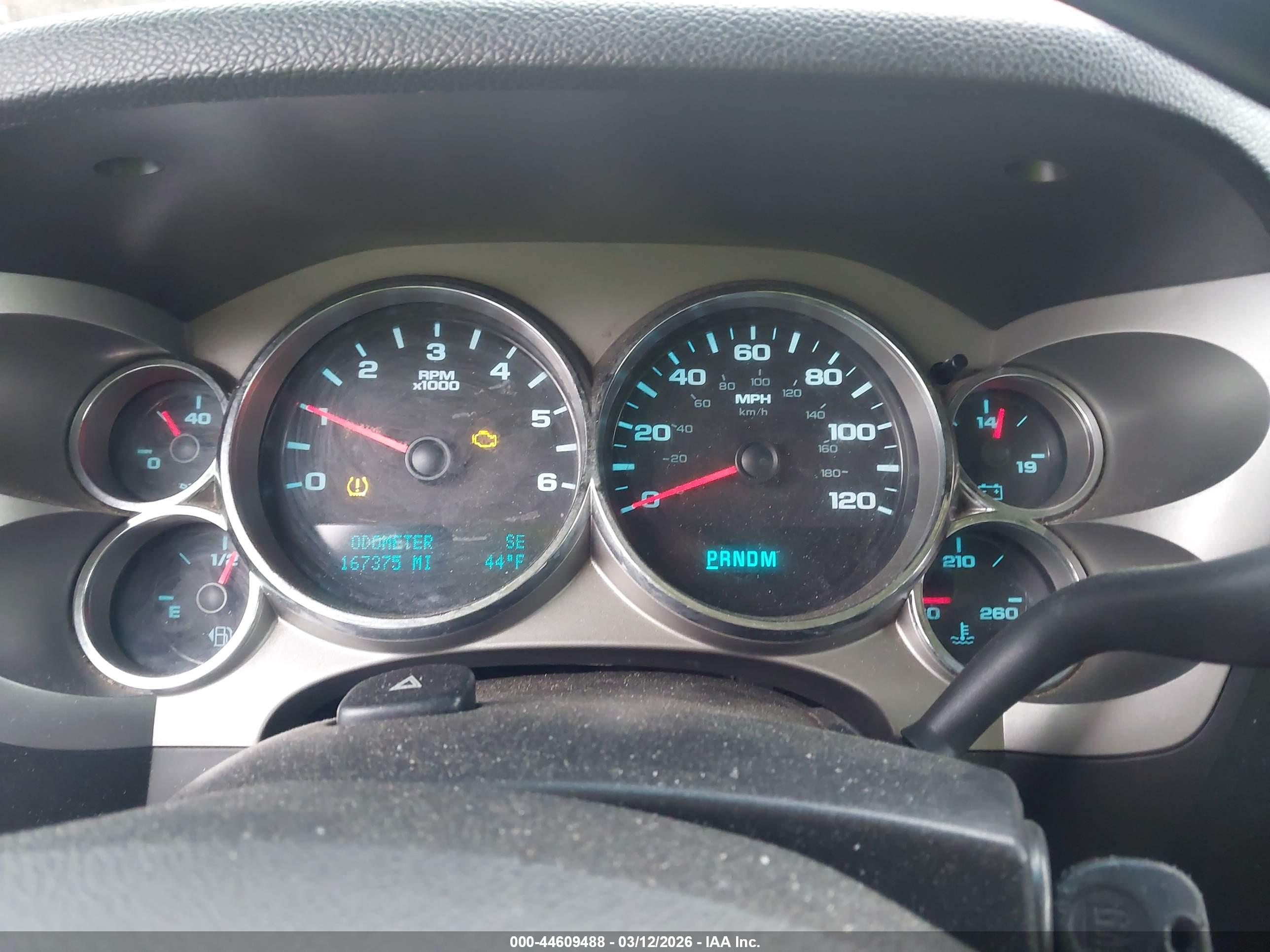 CHEVROLET SILVERADO image 7