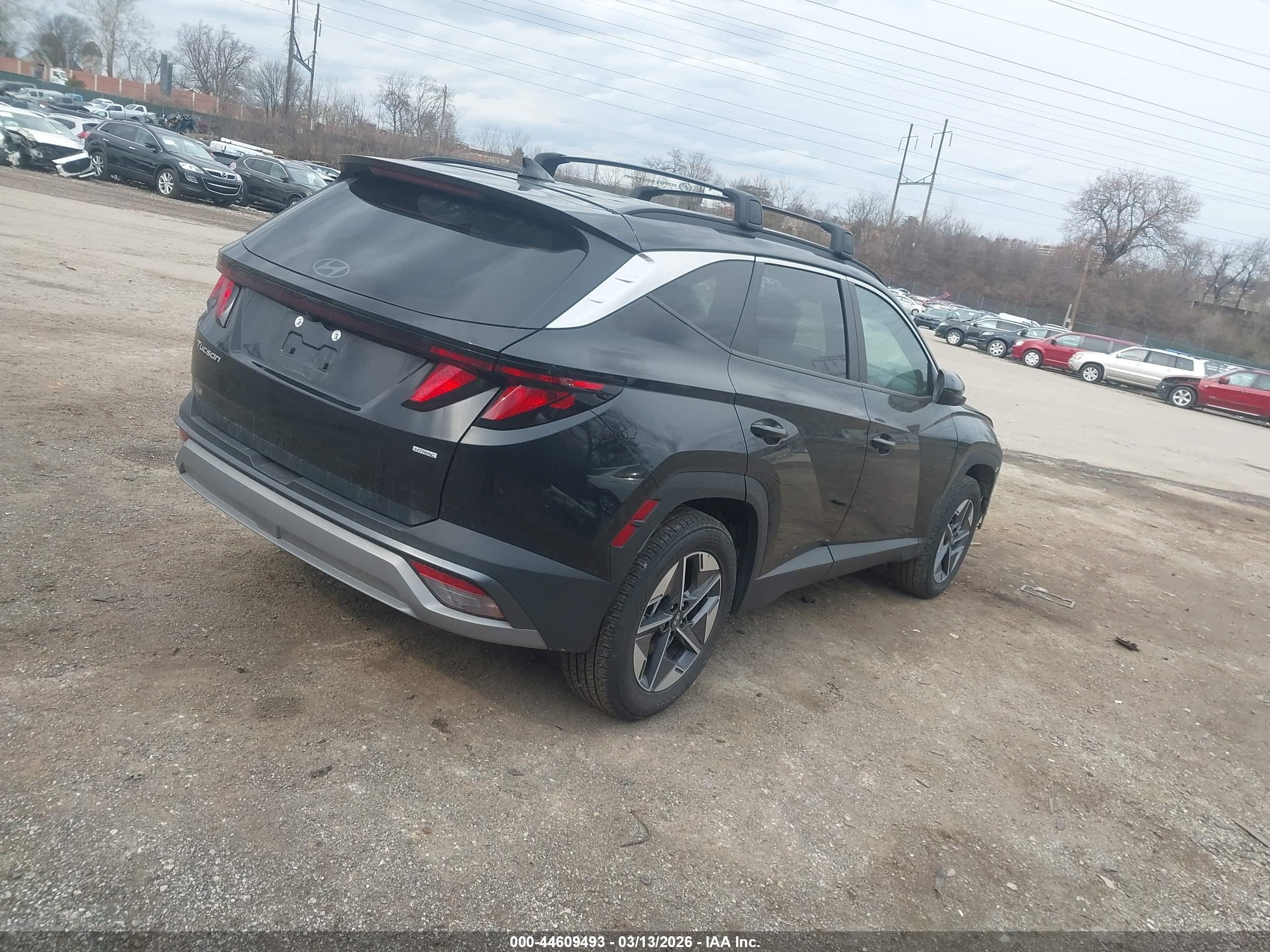HYUNDAI TUCSON image 4