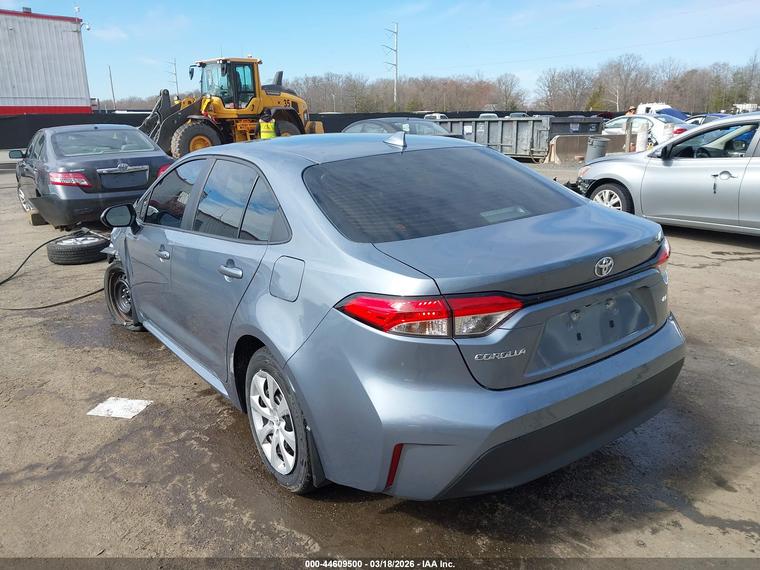 TOYOTA COROLLA image 3
