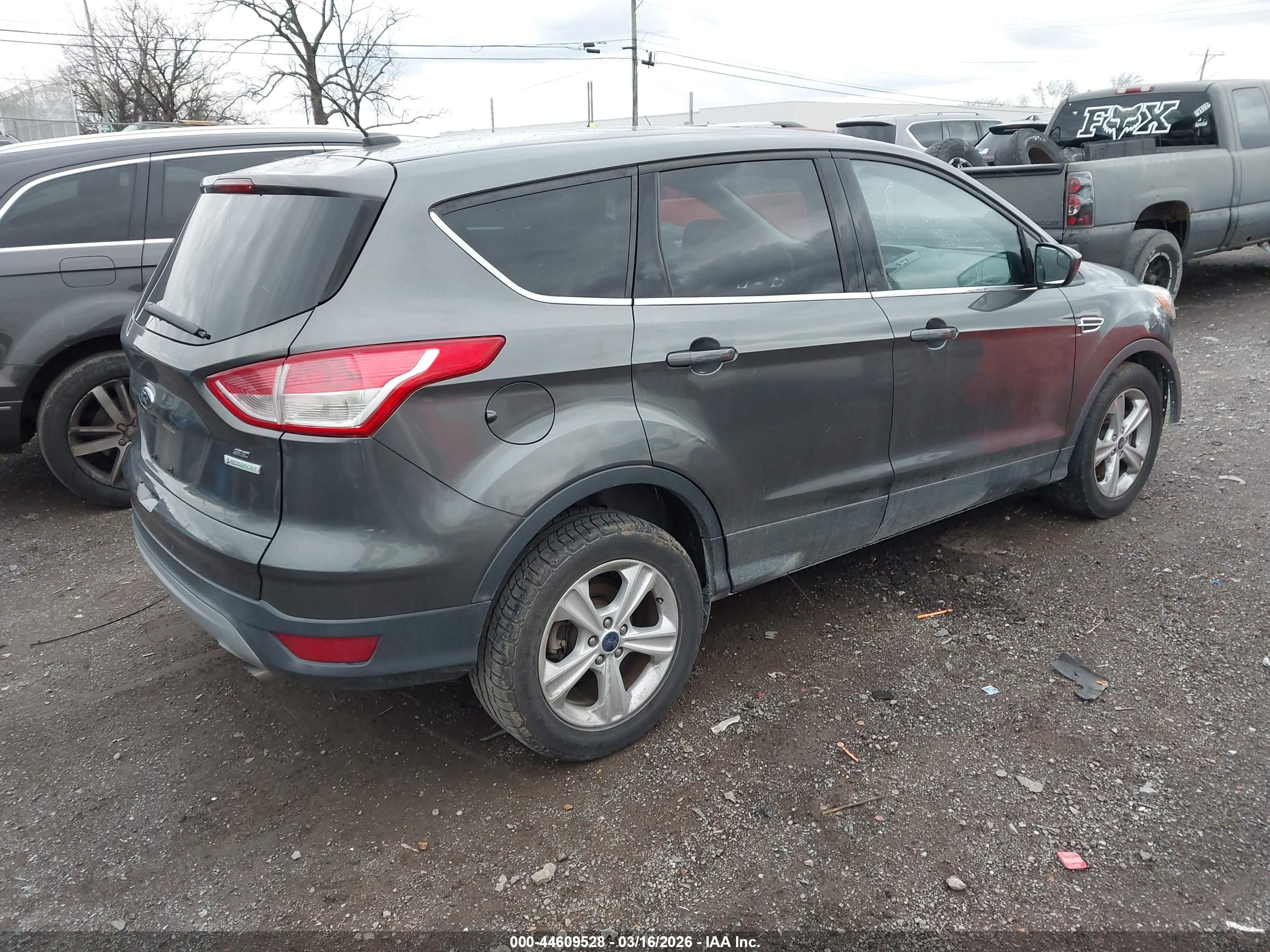 FORD ESCAPE image 4