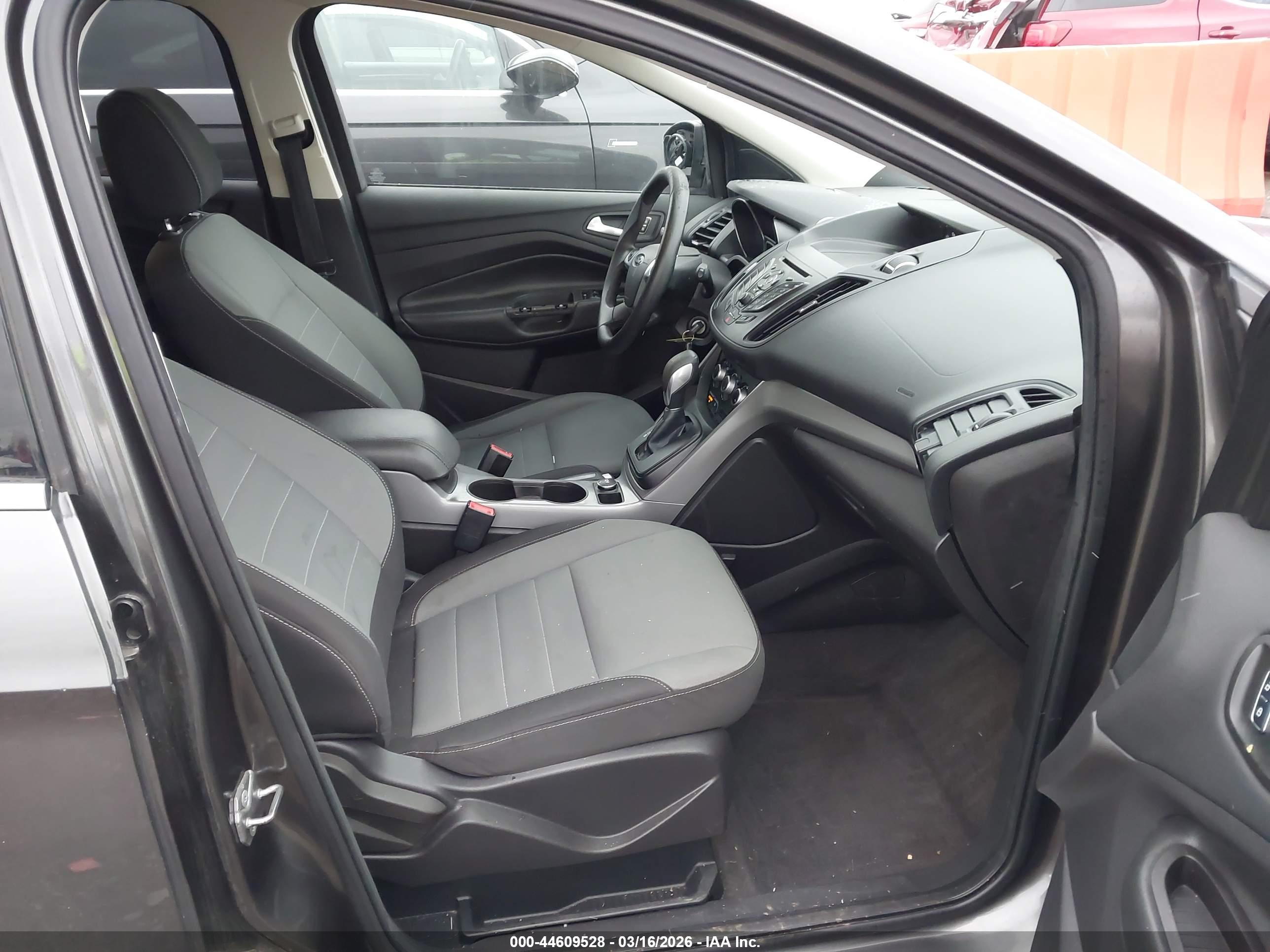 FORD ESCAPE image 5
