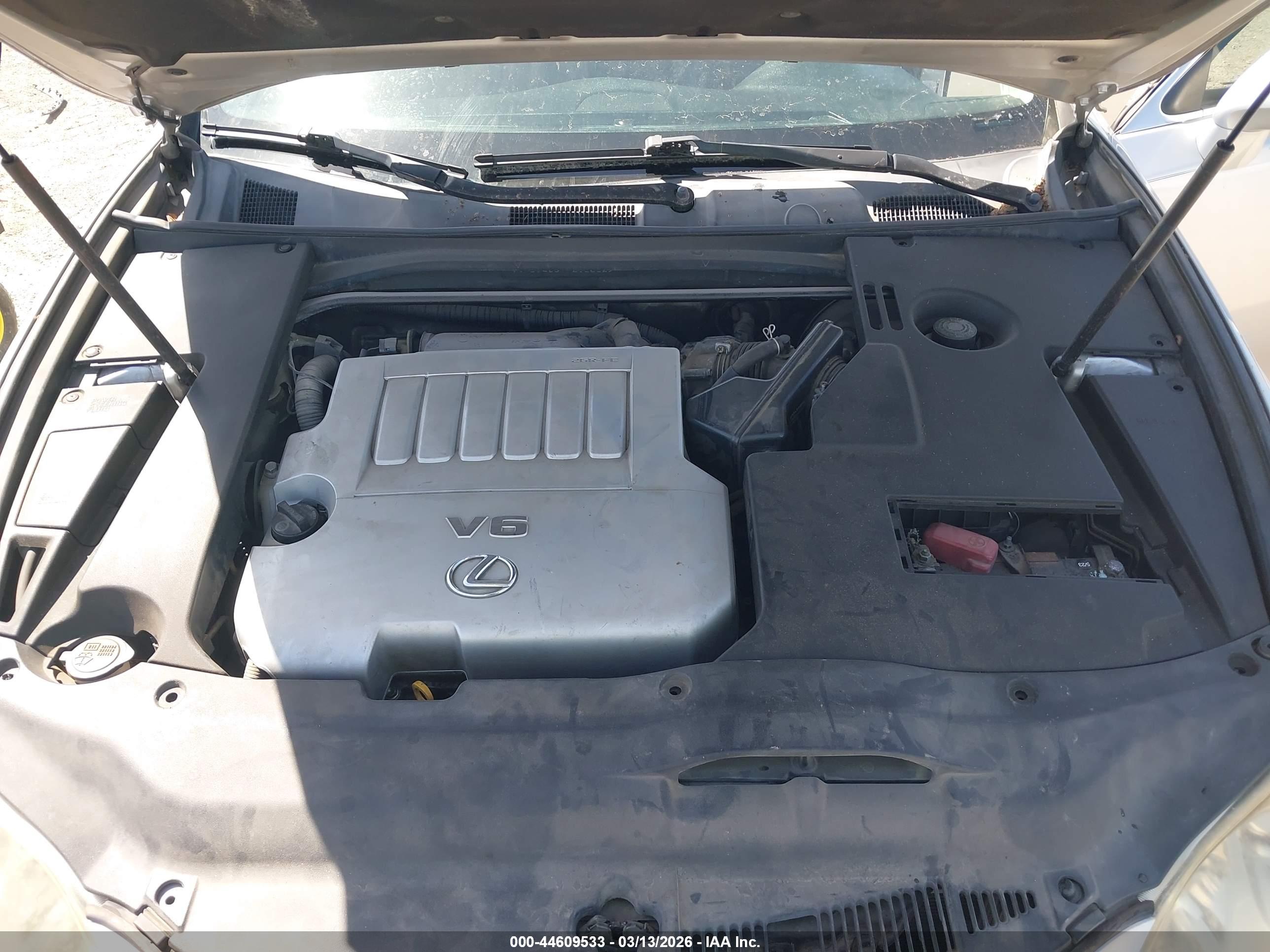LEXUS ES image 10