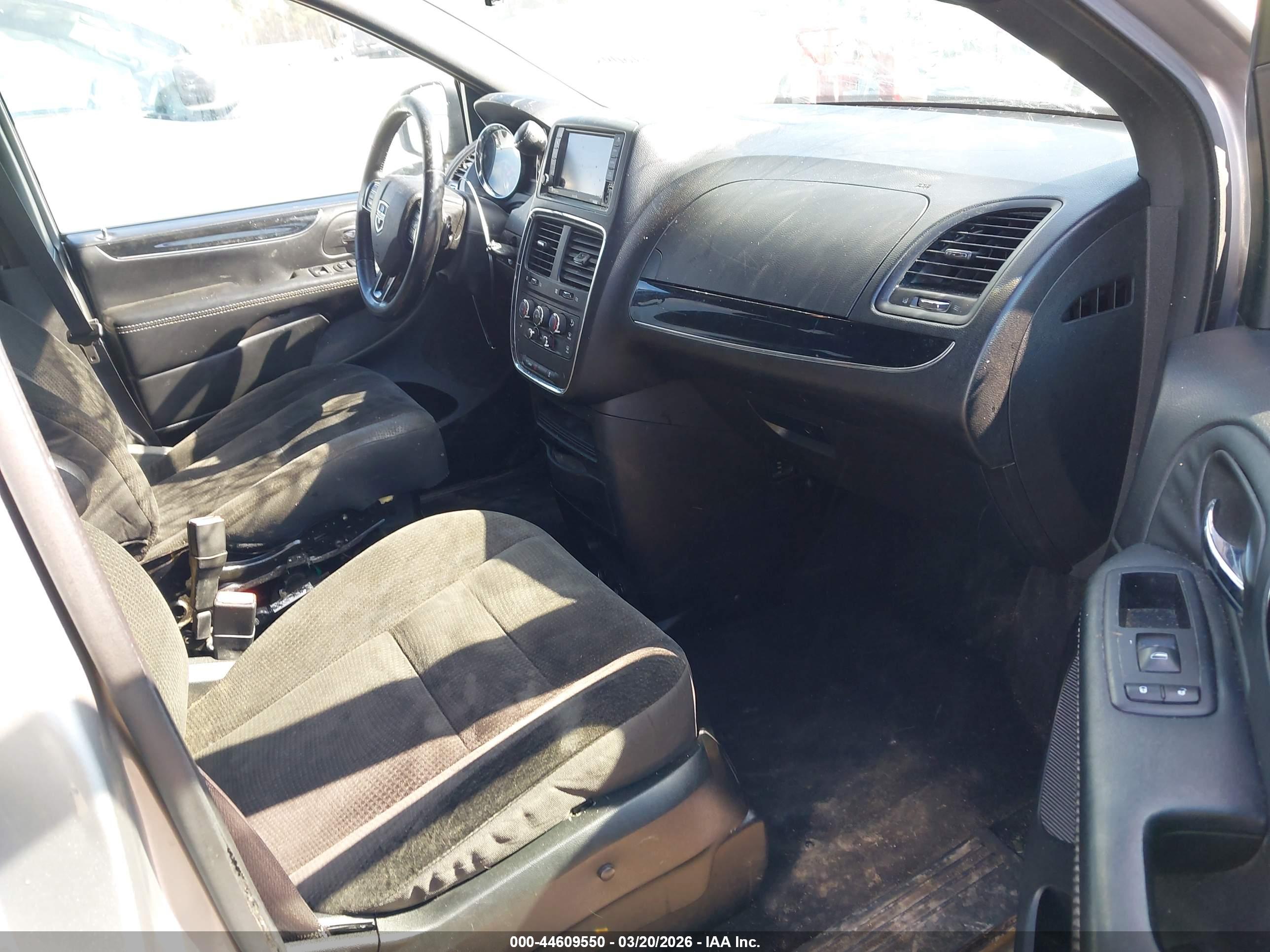 DODGE GRAND image 5