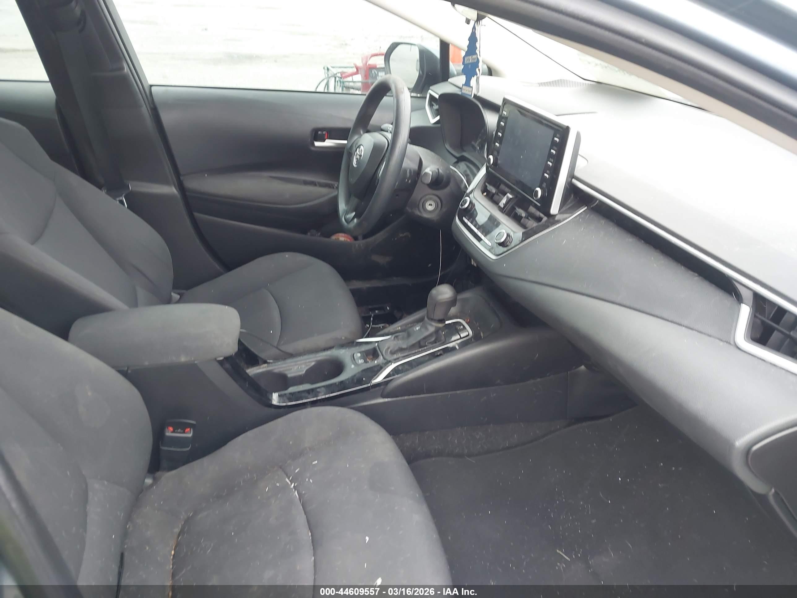 TOYOTA COROLLA image 5