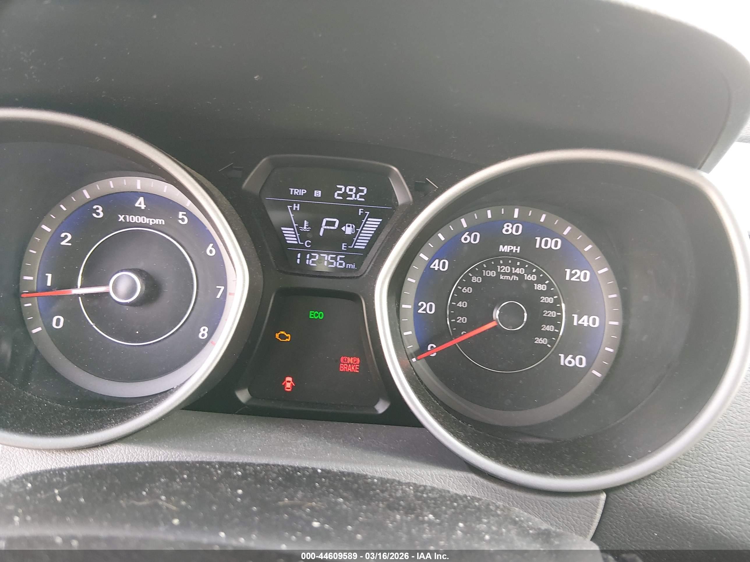 HYUNDAI ELANTRA image 7