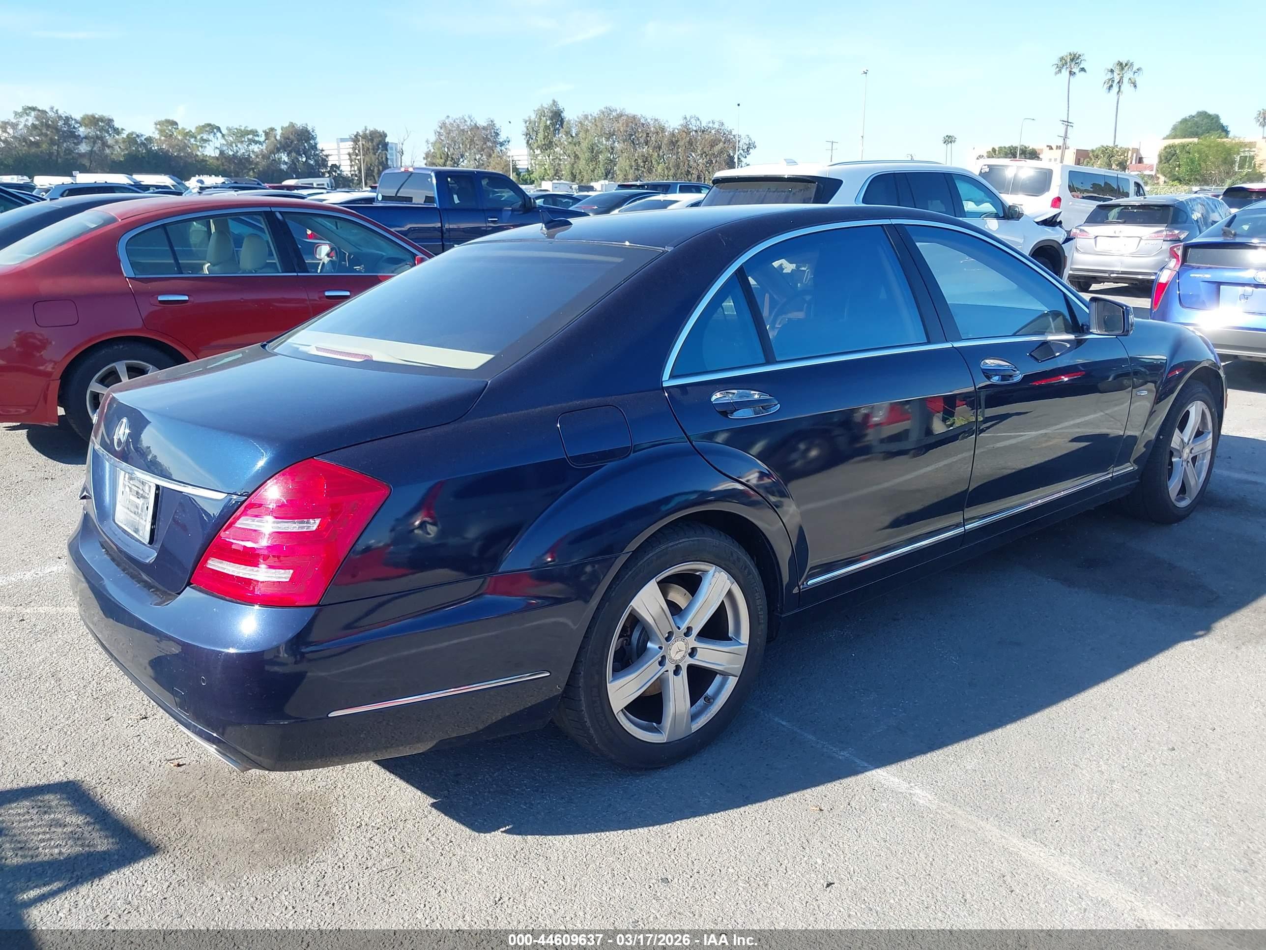 MERCEDES-BENZ S image 4