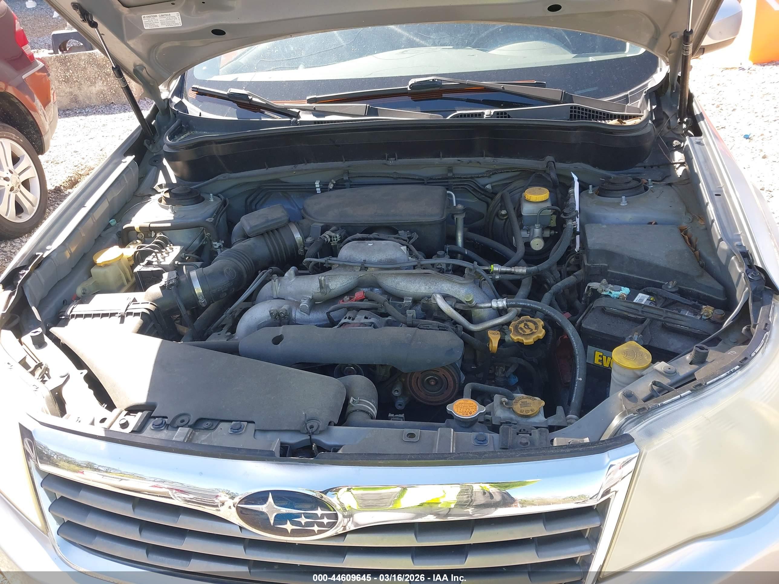 SUBARU FORESTER image 10