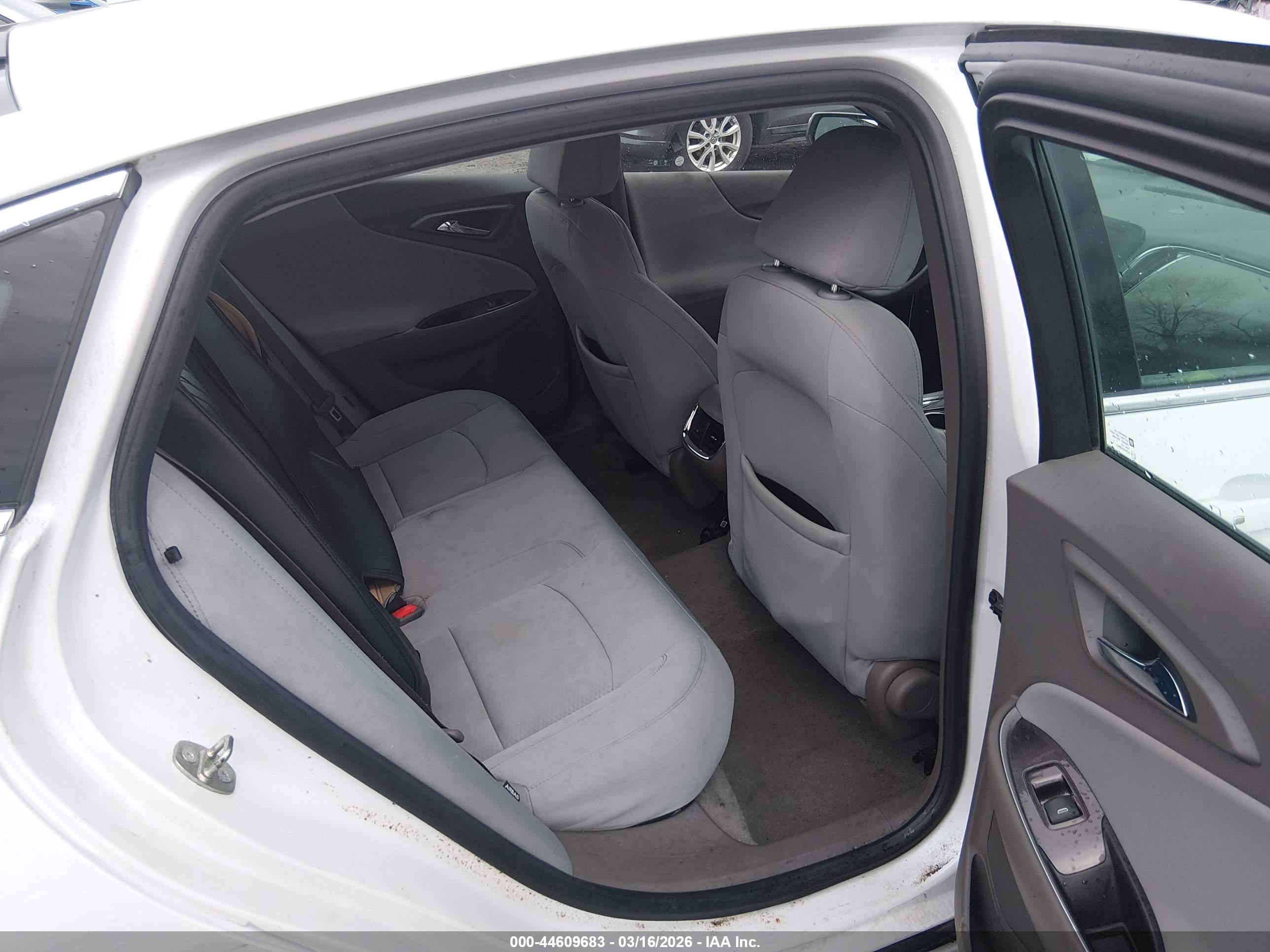 CHEVROLET MALIBU image 8