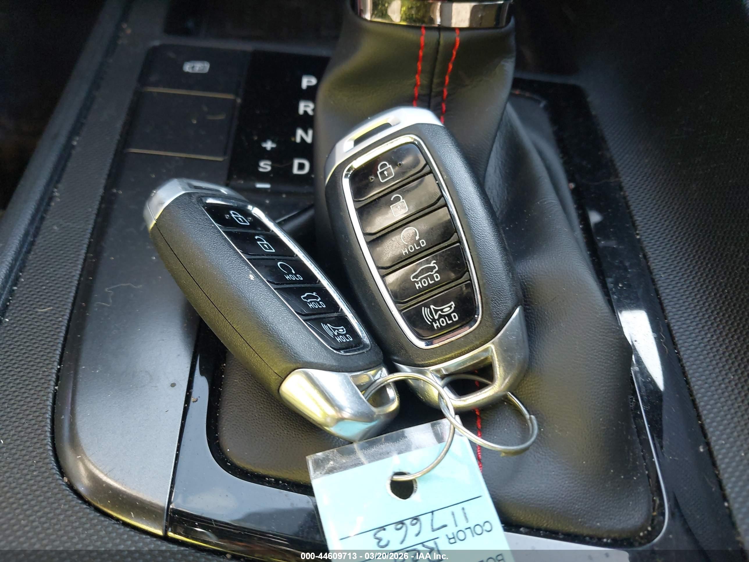 HYUNDAI ELANTRA image 11
