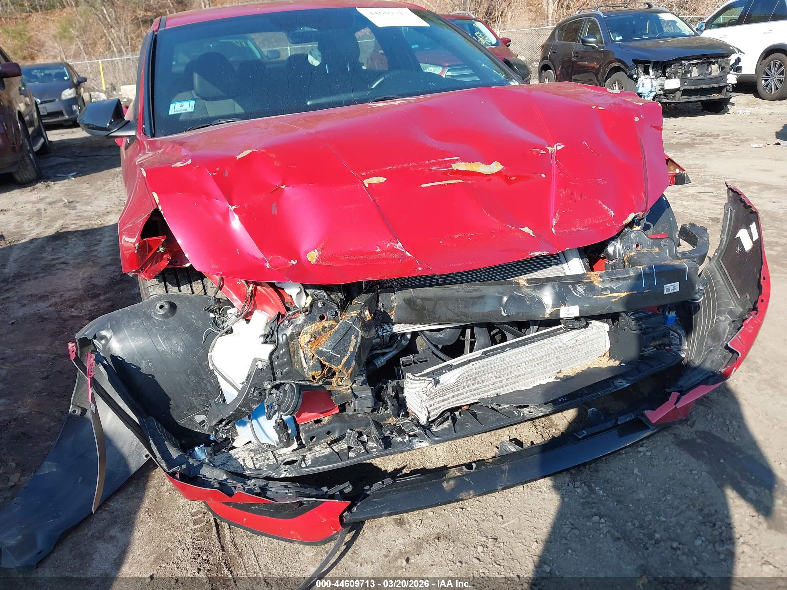 HYUNDAI ELANTRA image 6