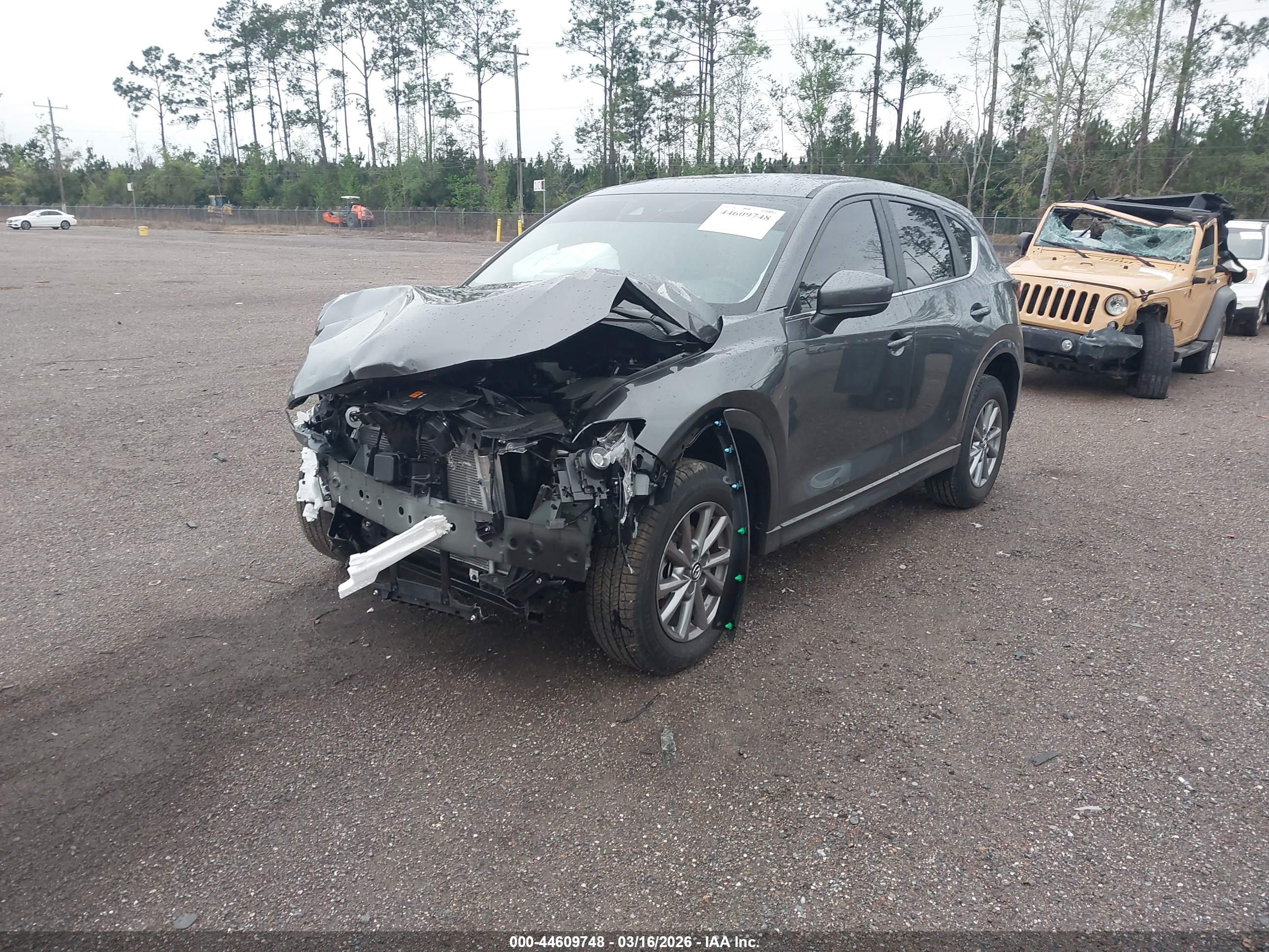 MAZDA CX-5 image 2