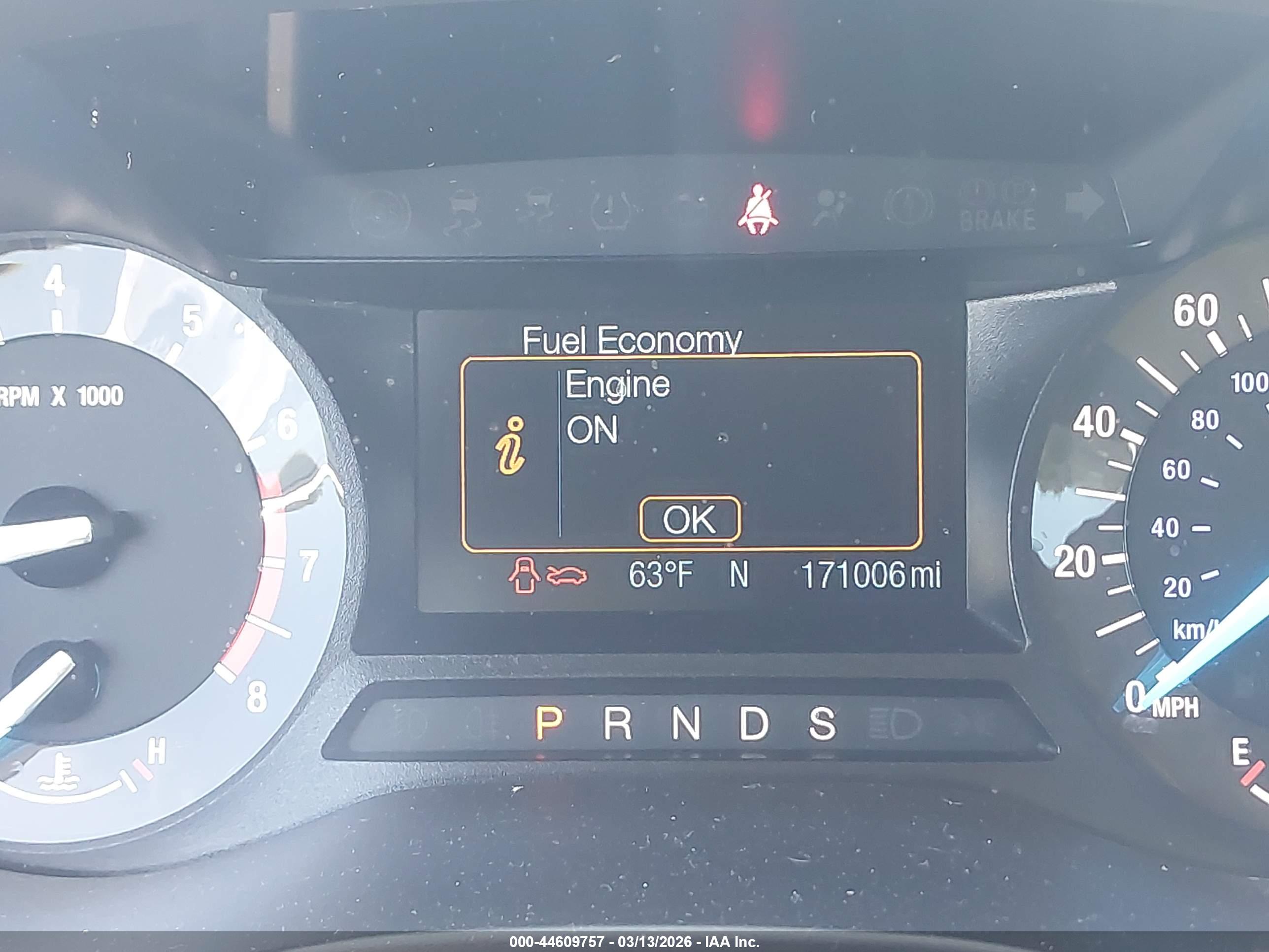 FORD FUSION image 7