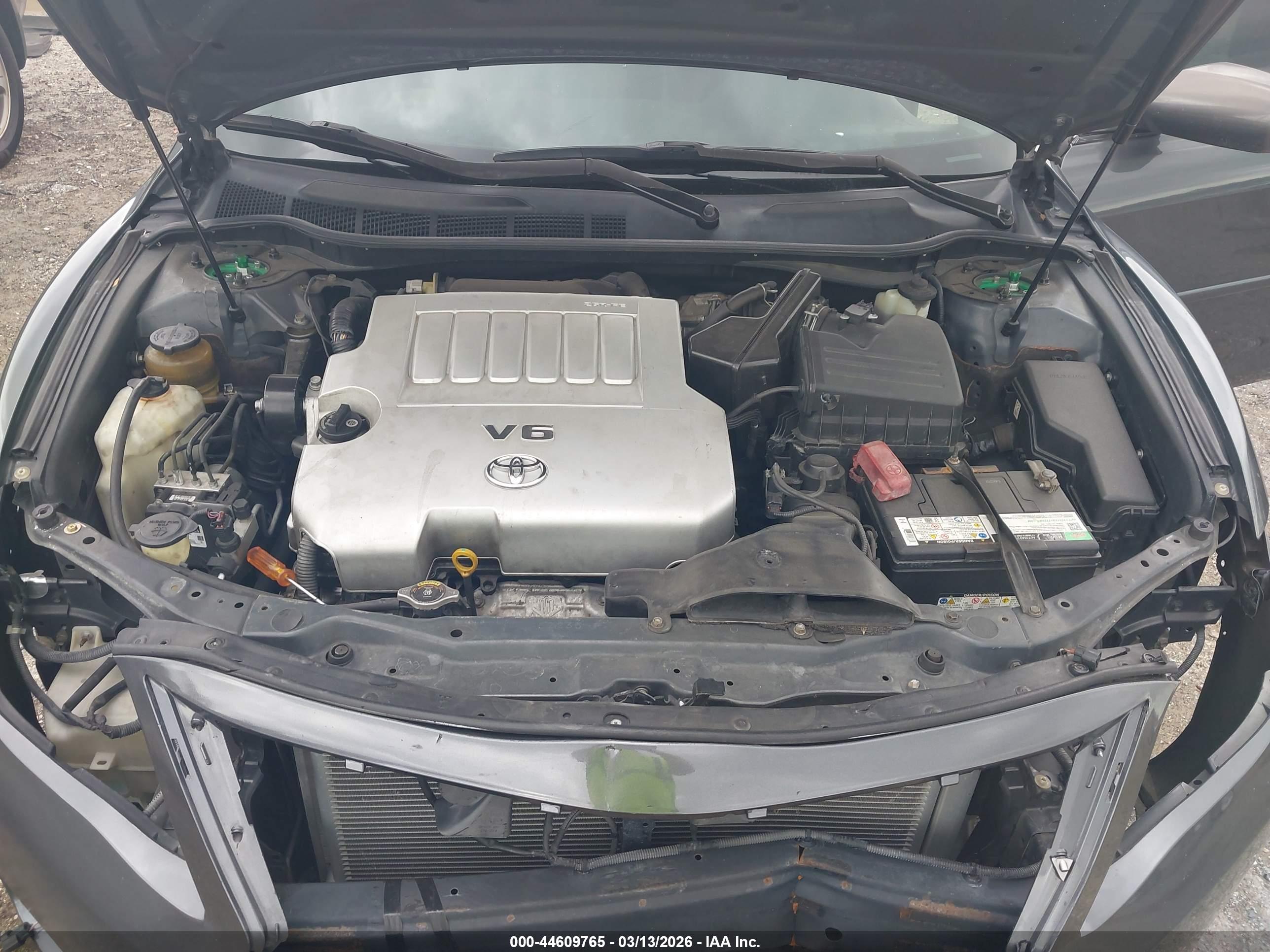 TOYOTA CAMRY image 10