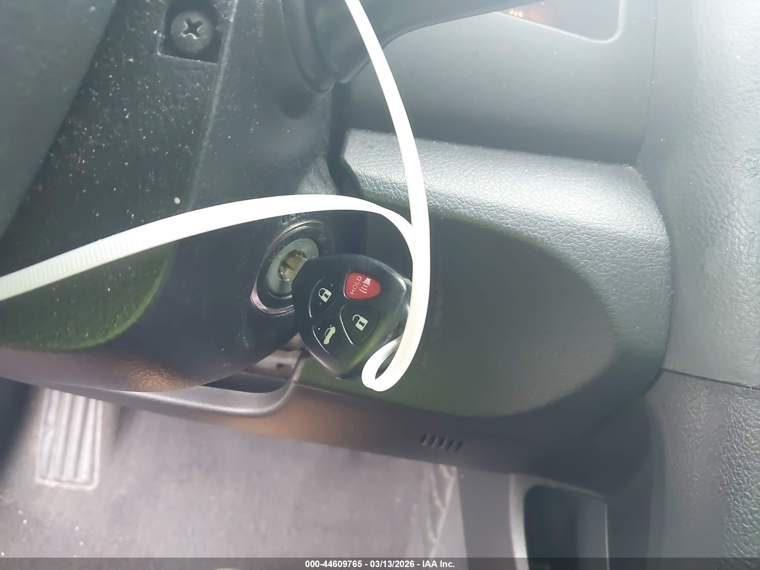 TOYOTA CAMRY image 11
