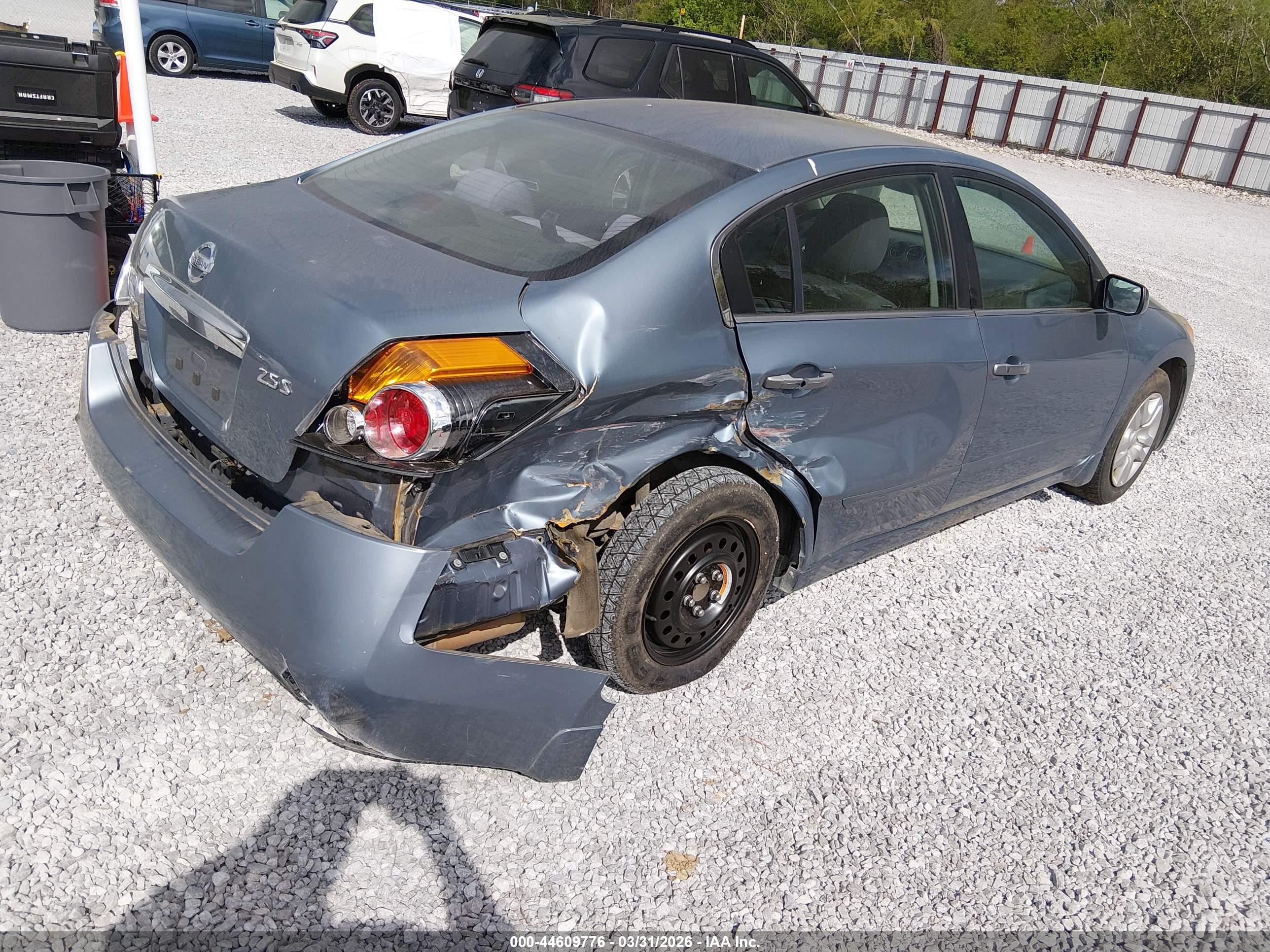 NISSAN ALTIMA image 4