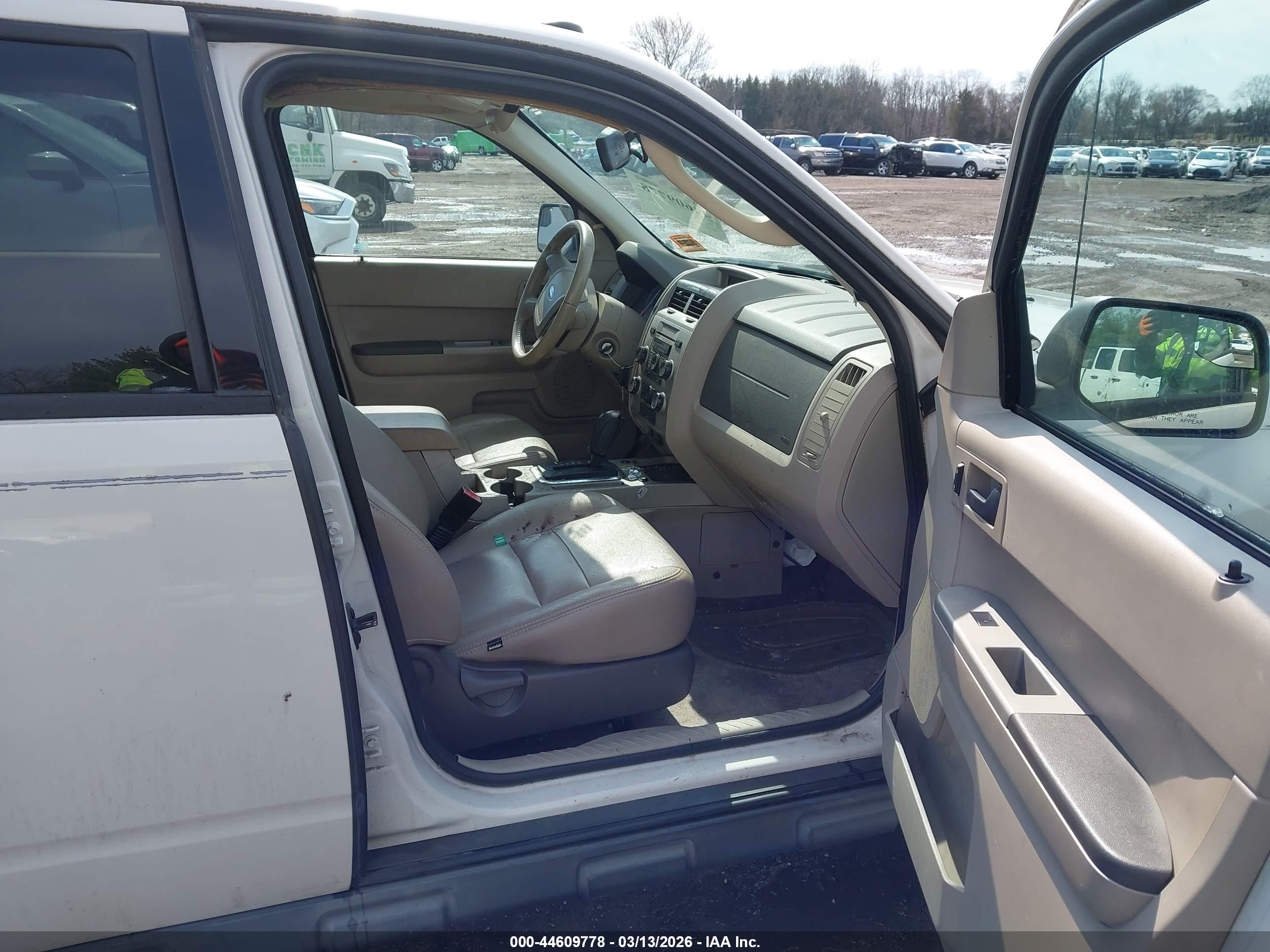 FORD ESCAPE image 5