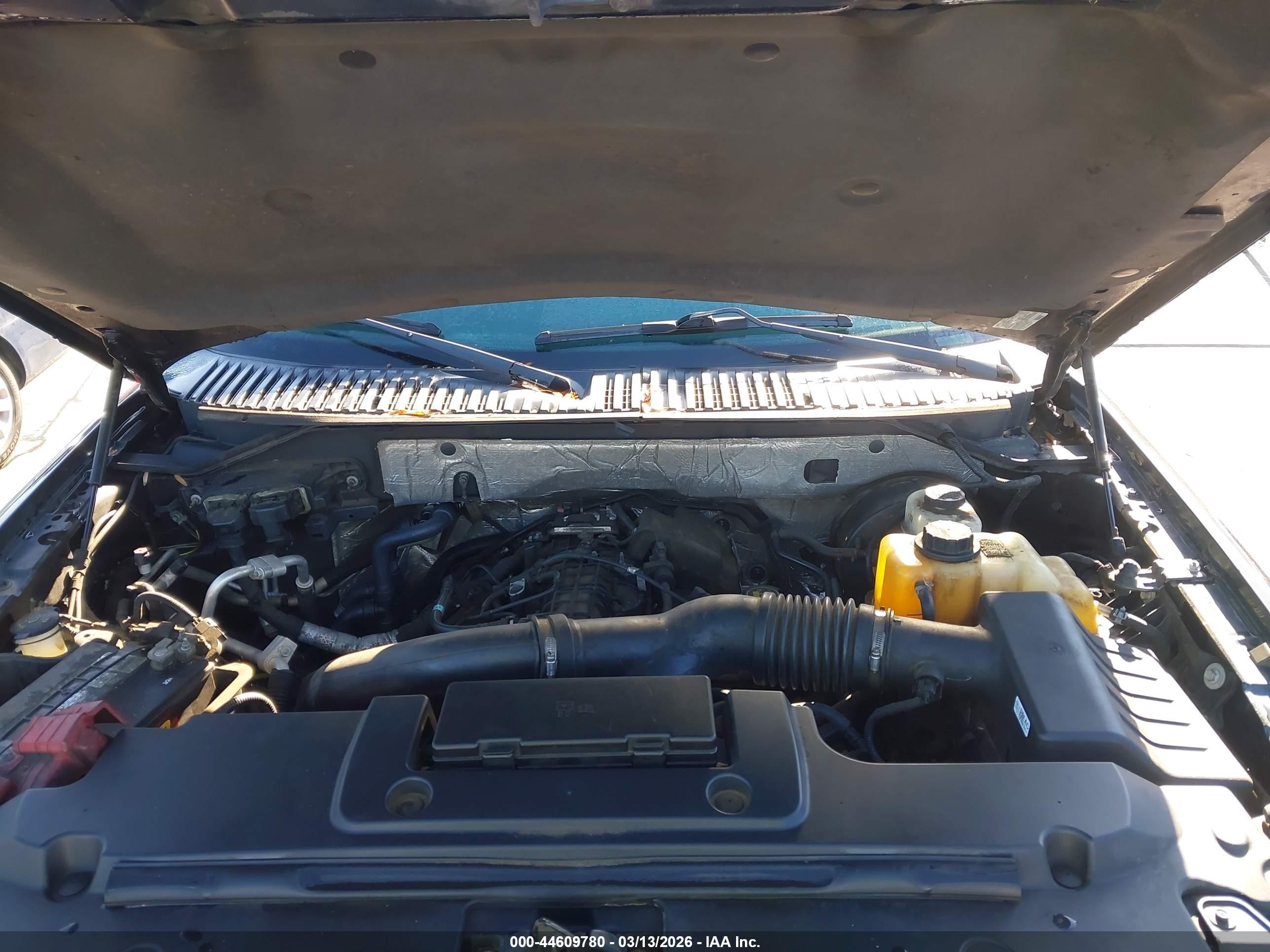 FORD EXPEDITION image 10