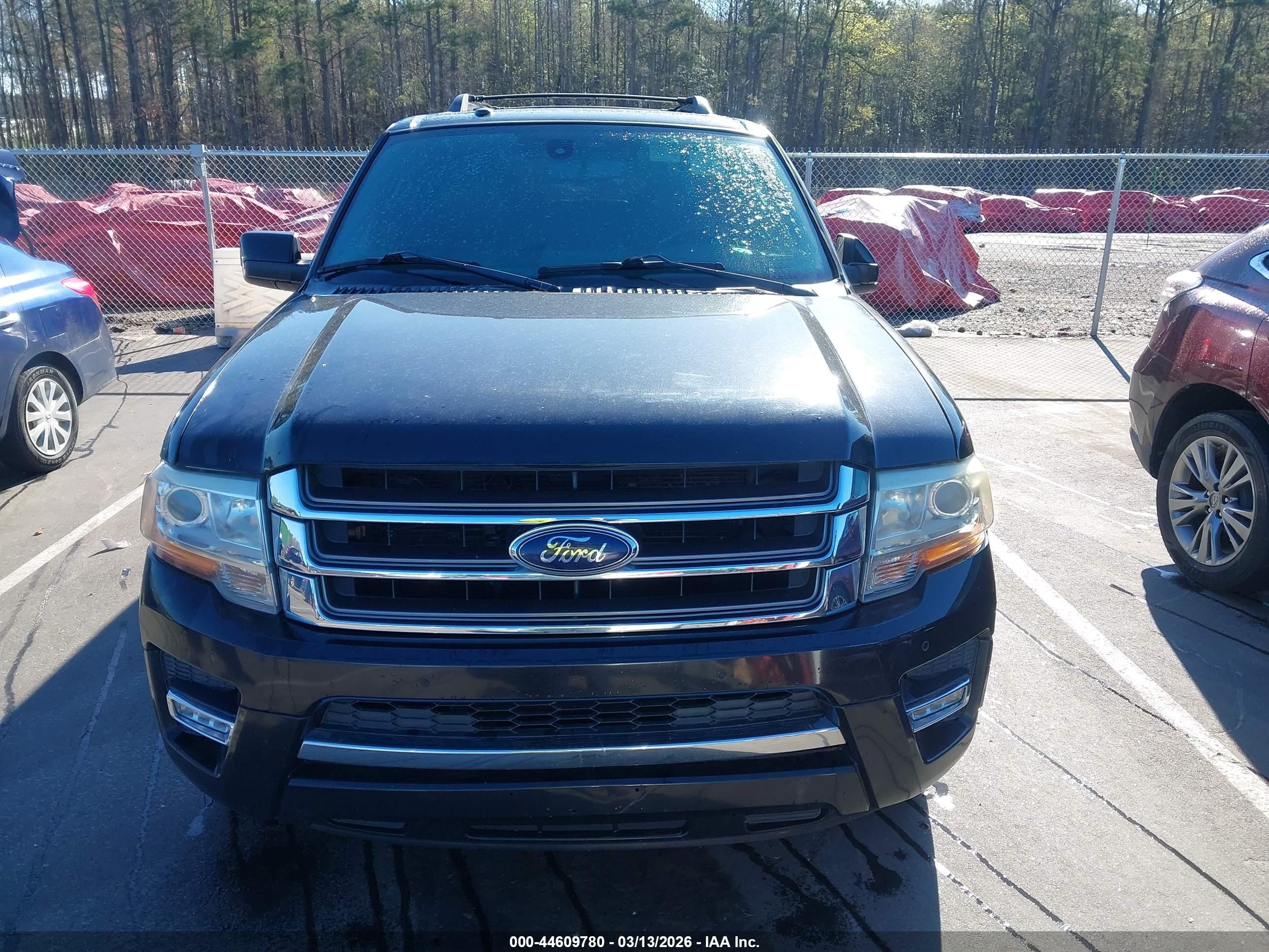 FORD EXPEDITION image 6