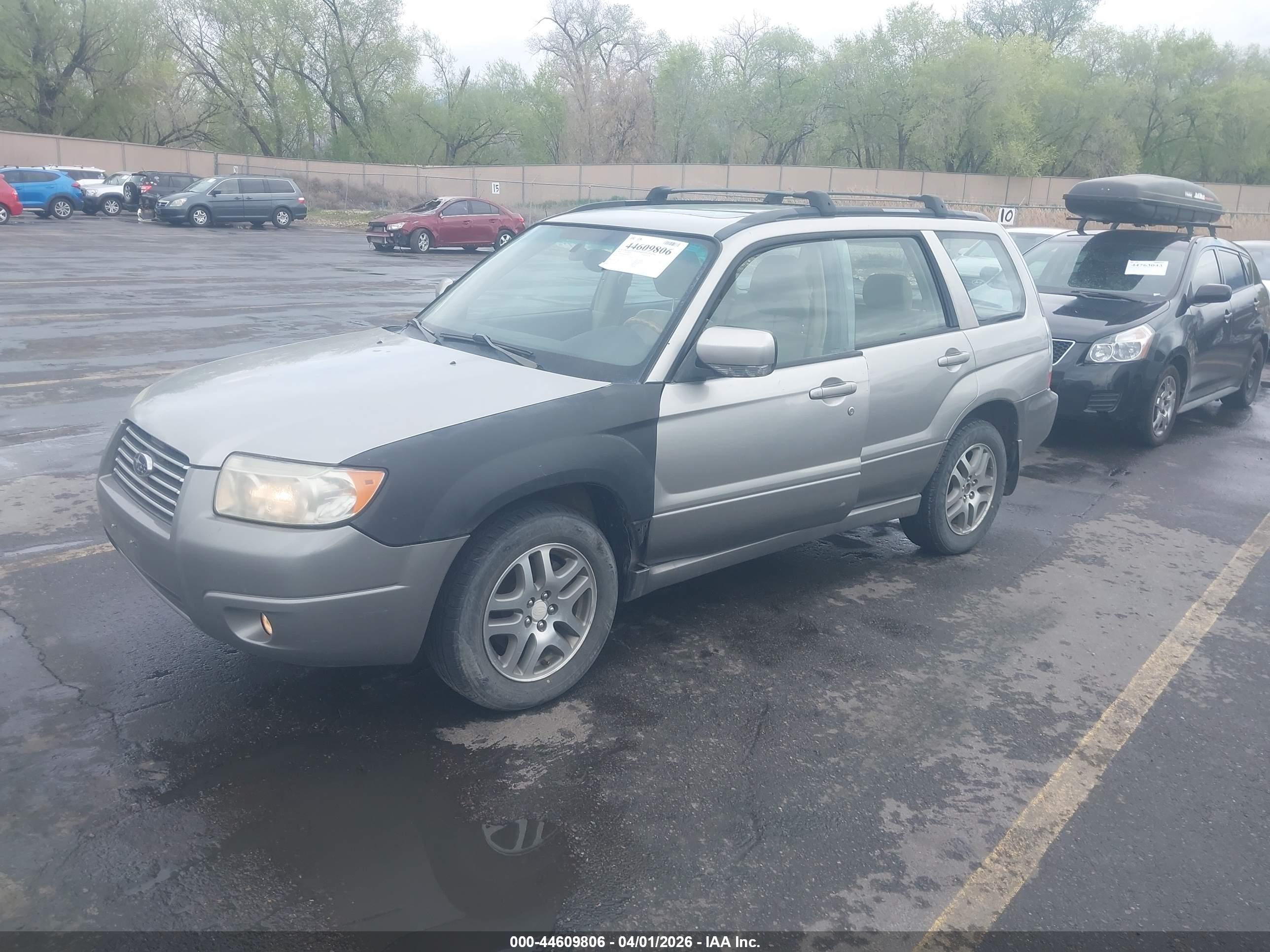 SUBARU FORESTER image 2