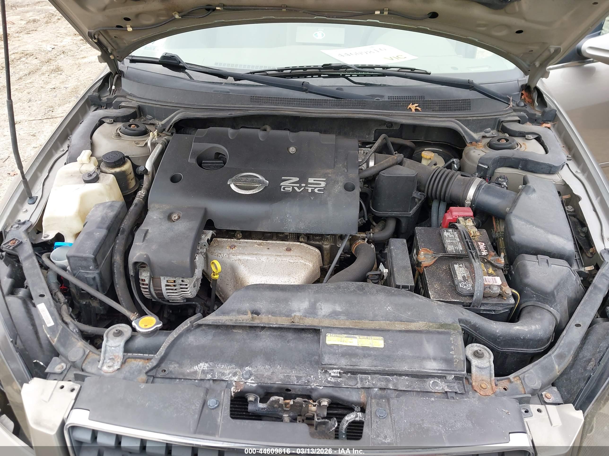 NISSAN ALTIMA image 10