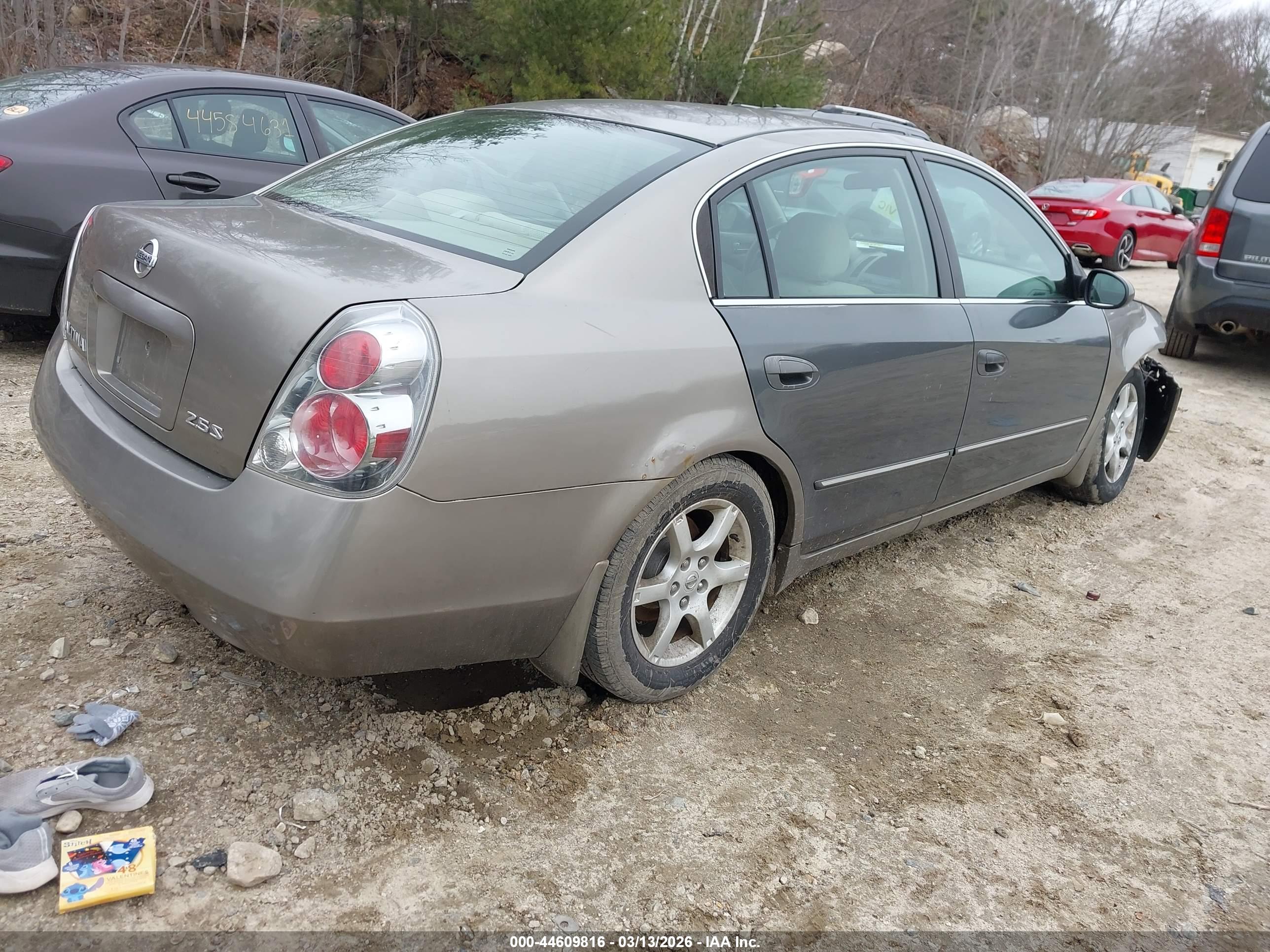 NISSAN ALTIMA image 4