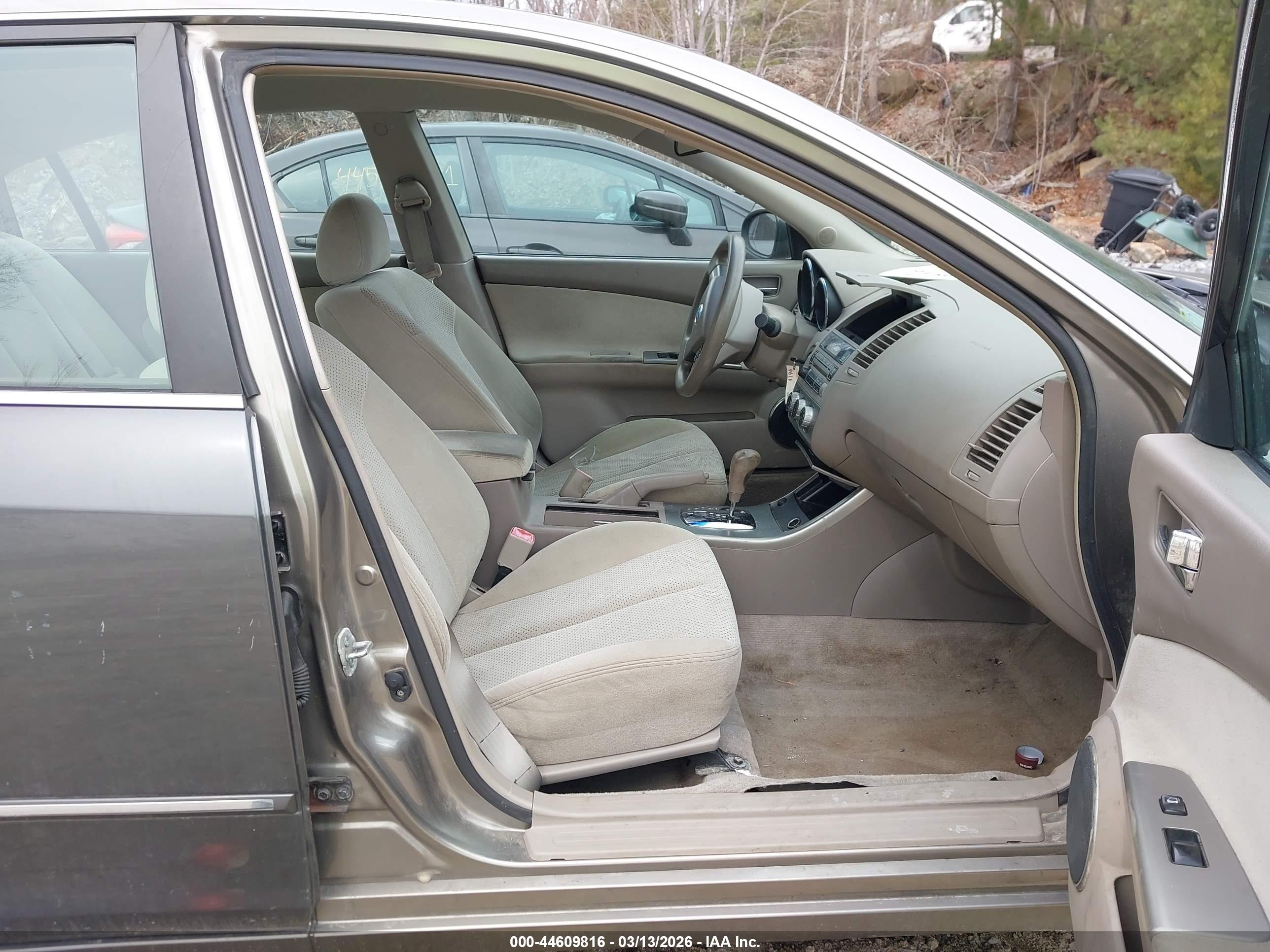 NISSAN ALTIMA image 5