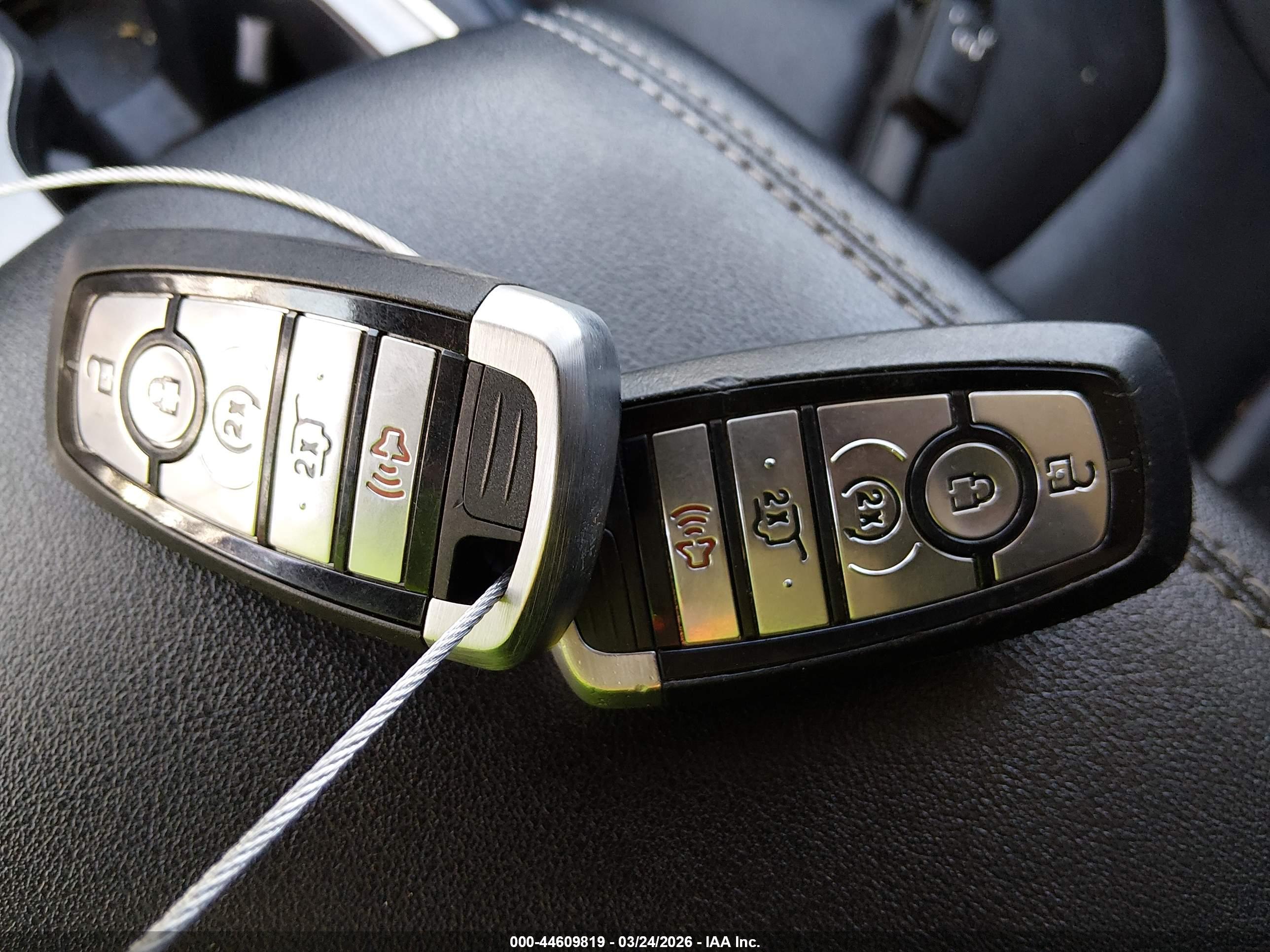 FORD EDGE image 11