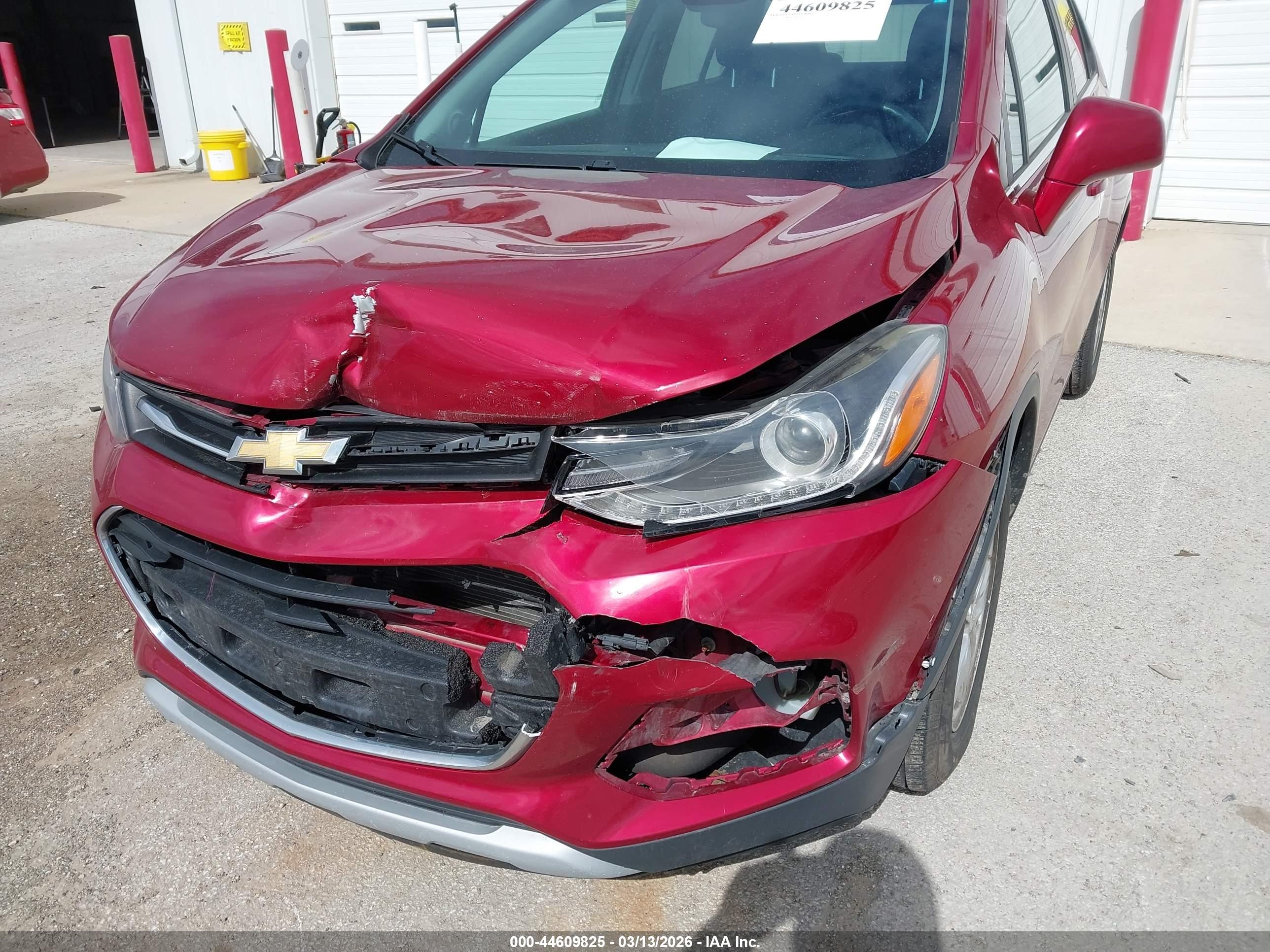CHEVROLET TRAX image 6