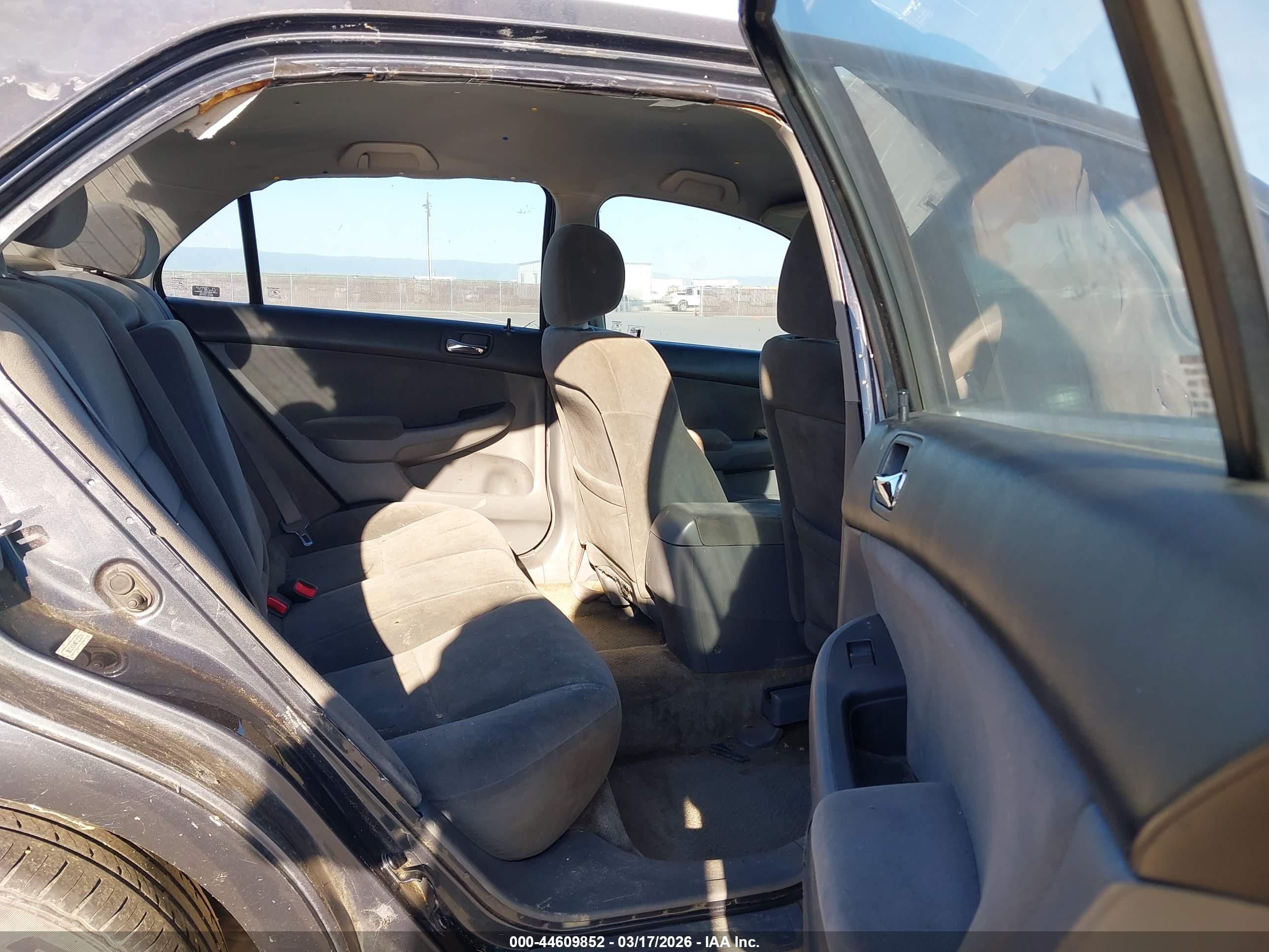 HONDA ACCORD image 8