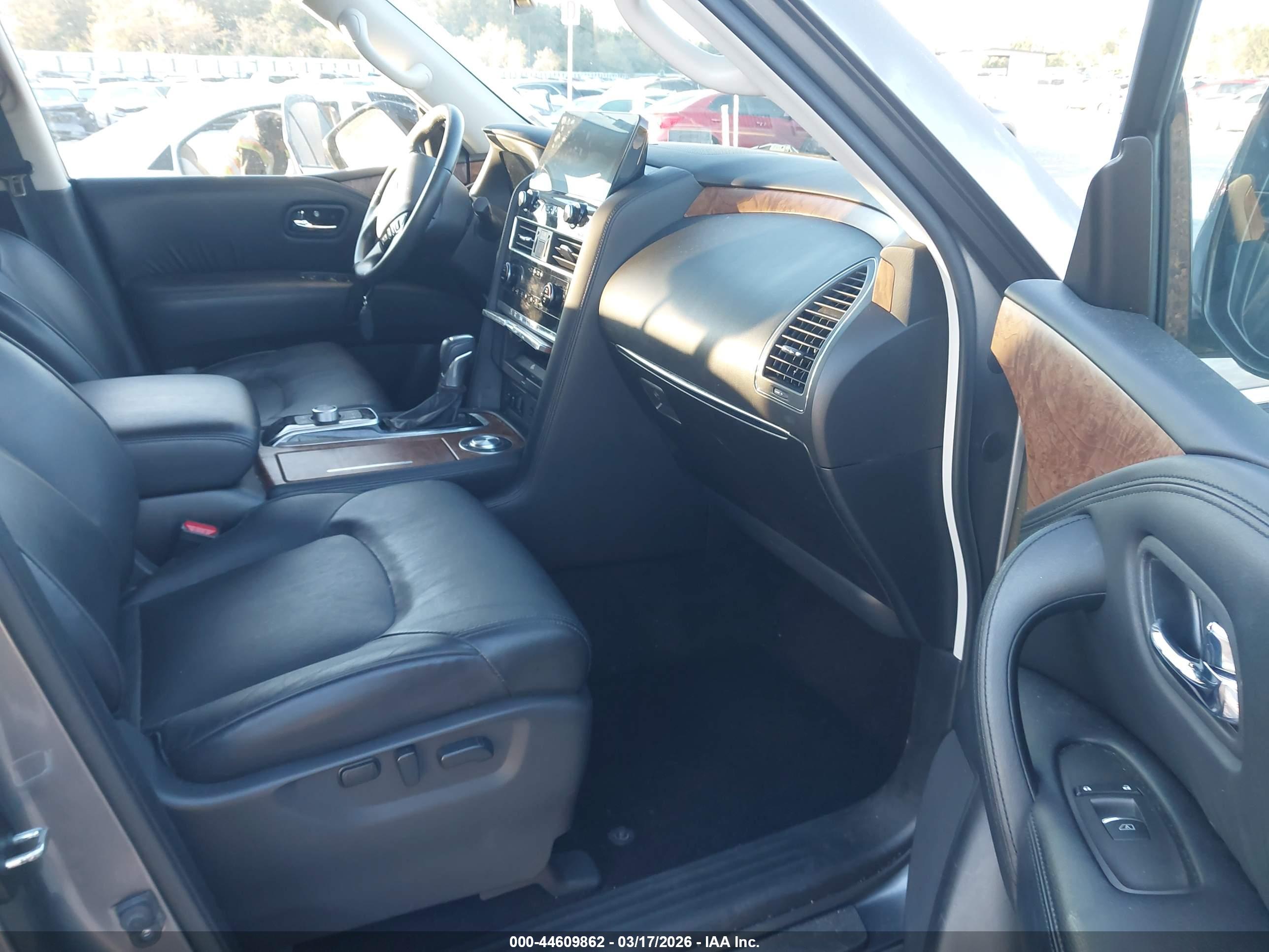 NISSAN ARMADA image 5