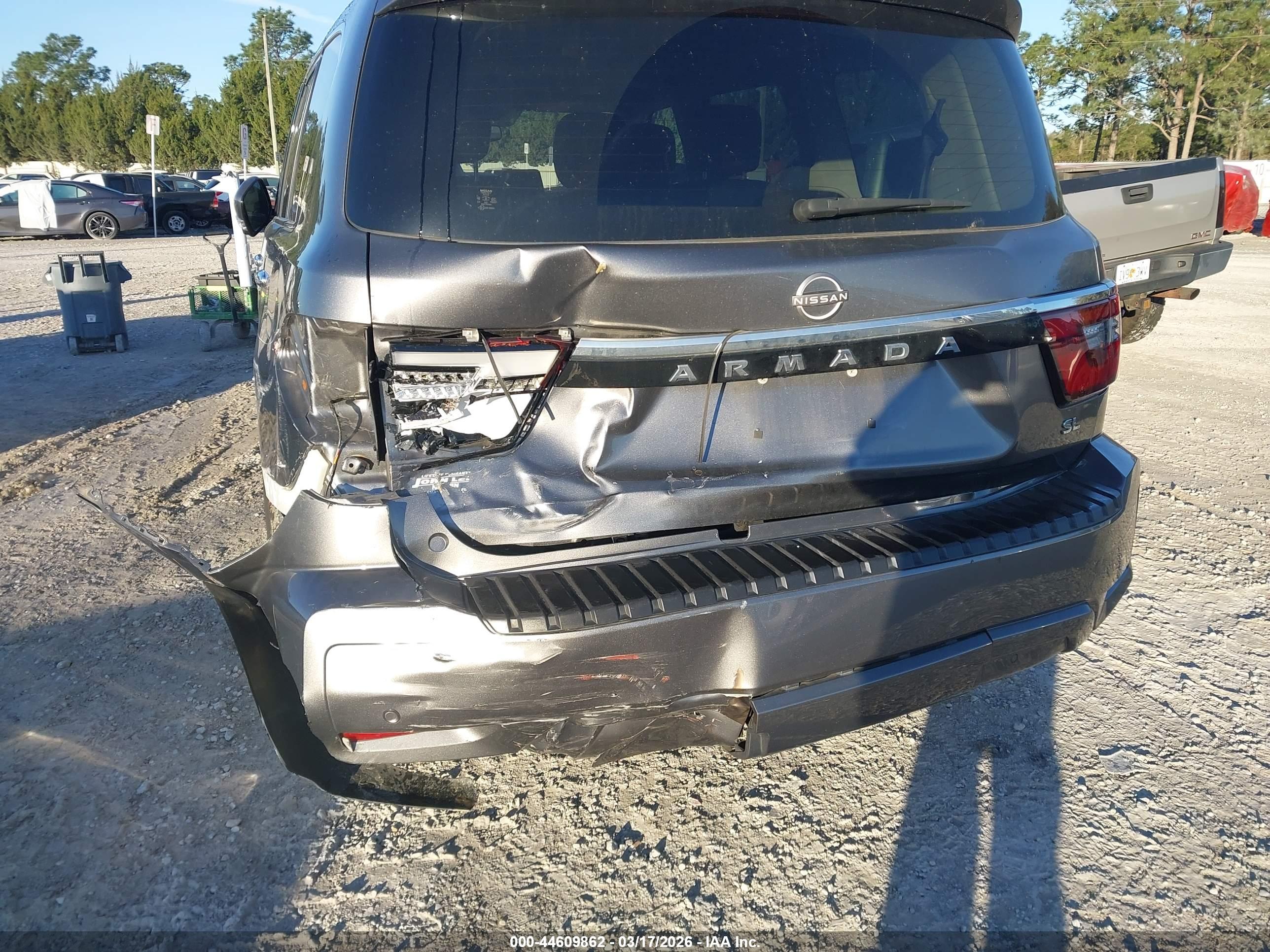 NISSAN ARMADA image 6